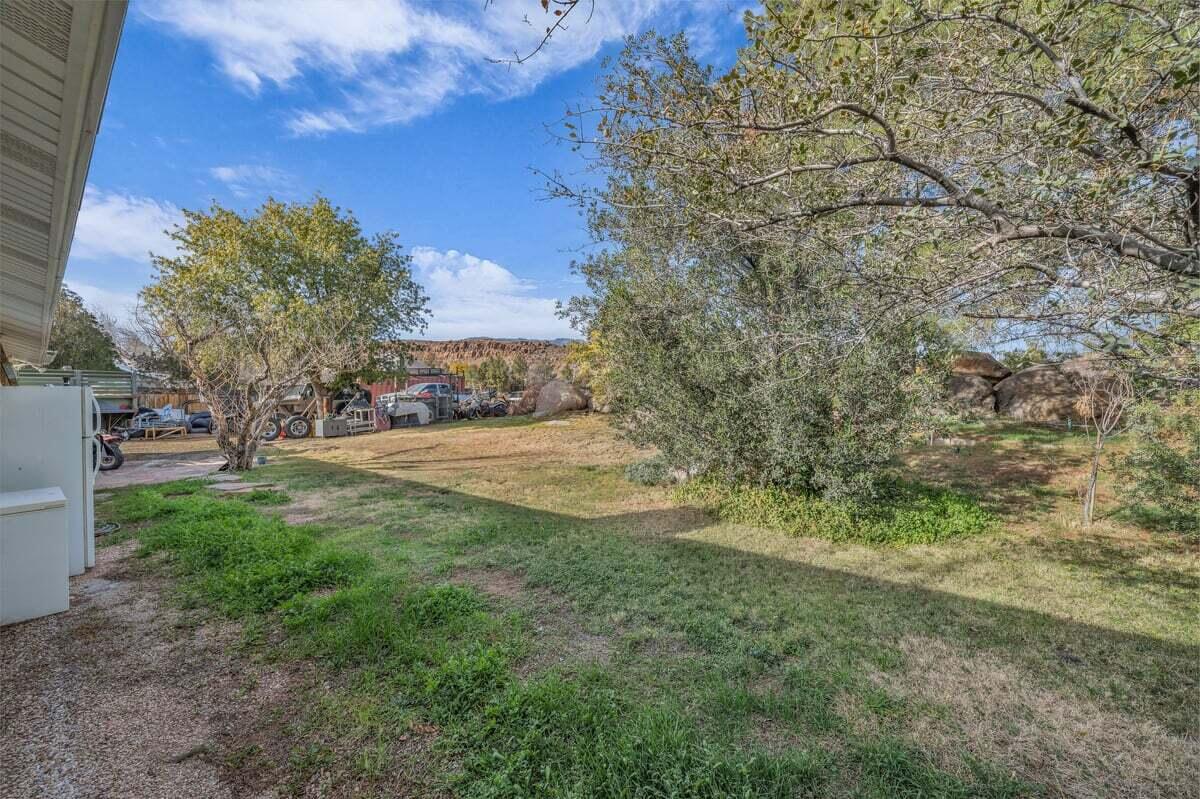 LEEDS ESTATES - Residential