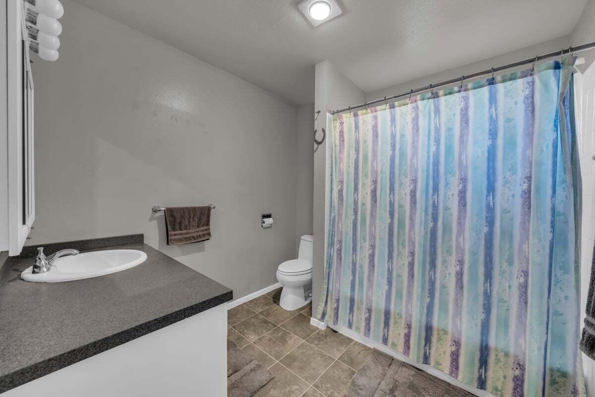 LEEDS ESTATES - Residential