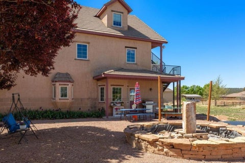 Tiny photo for 885 N Old Farms RD, Dammeron Valley, UT 84783 (MLS # 26-274845)