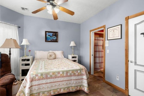 Tiny photo for 885 N Old Farms RD, Dammeron Valley, UT 84783 (MLS # 26-274845)