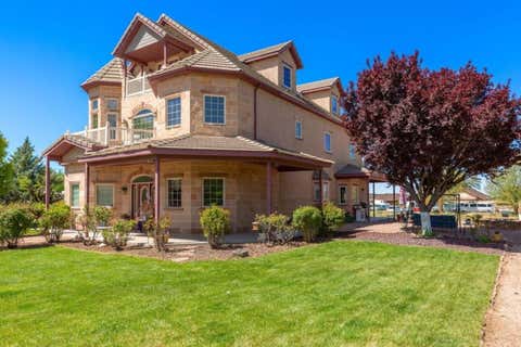 Tiny photo for 885 N Old Farms RD, Dammeron Valley, UT 84783 (MLS # 26-274845)