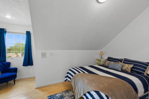 Tiny photo for 885 N Old Farms RD, Dammeron Valley, UT 84783 (MLS # 26-274845)