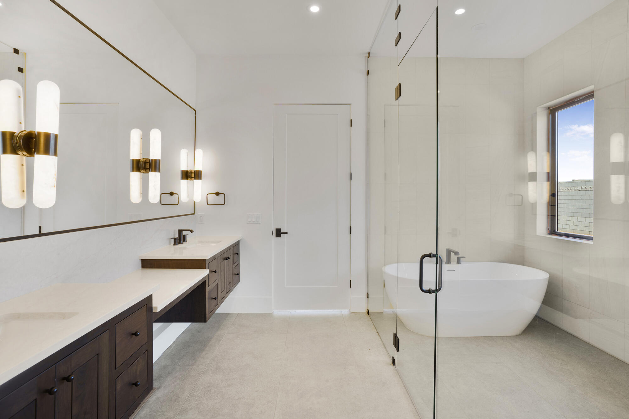 SOUTHERN SHORES - Land