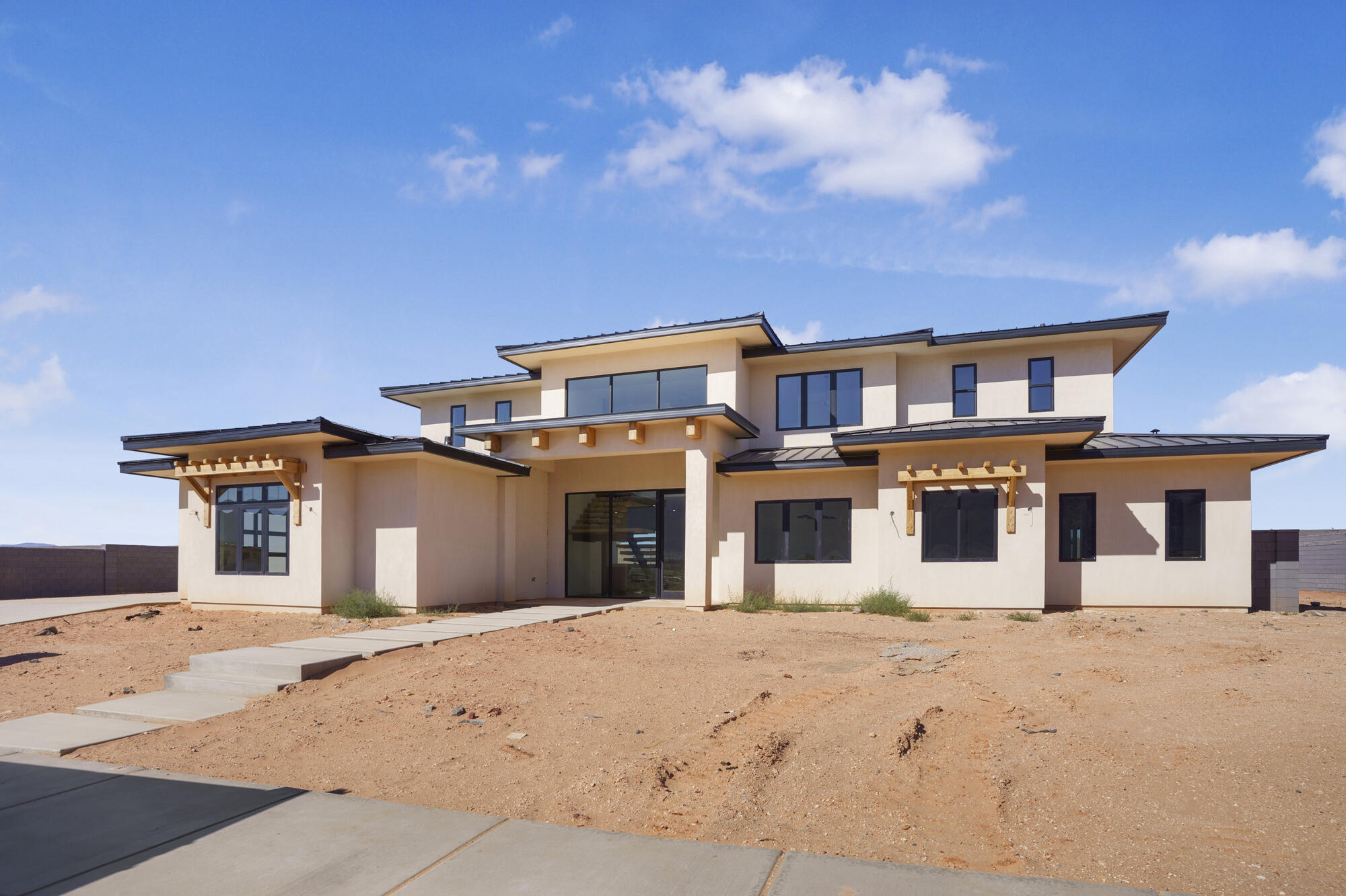 SOUTHERN SHORES - Land