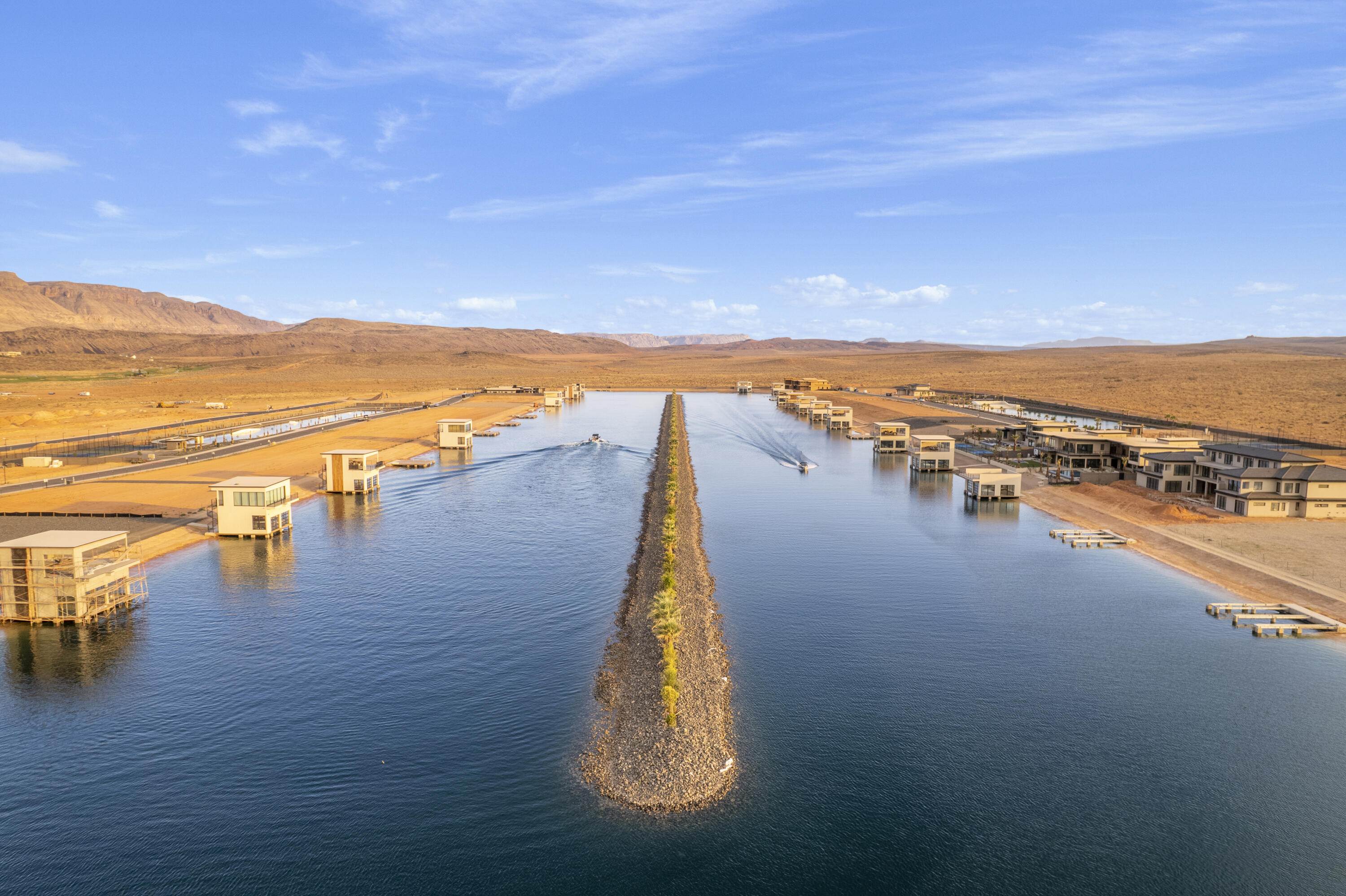 SOUTHERN SHORES - Land