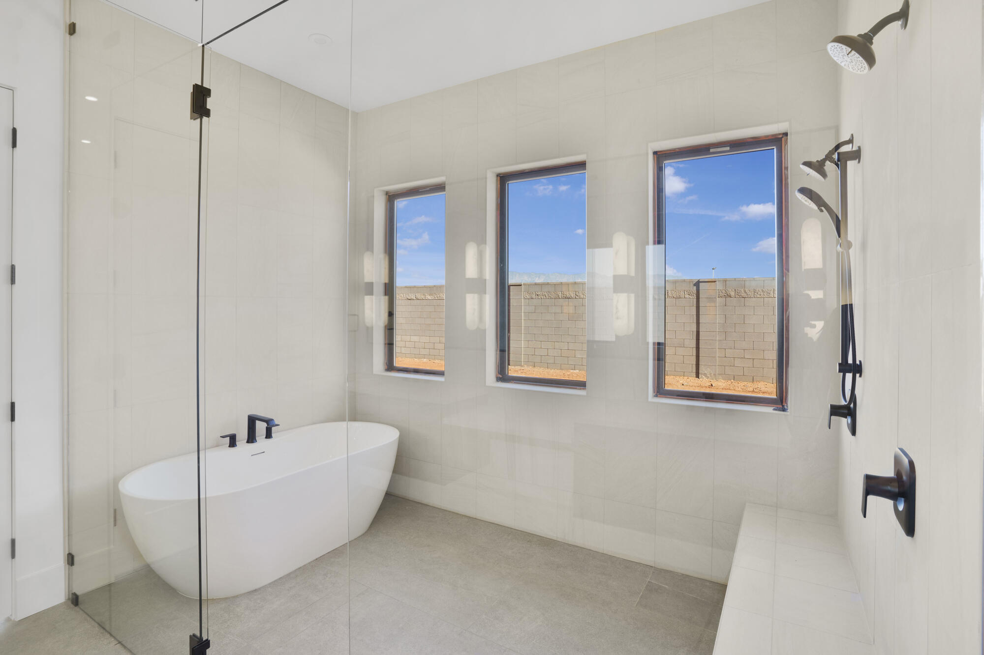 SOUTHERN SHORES - Land