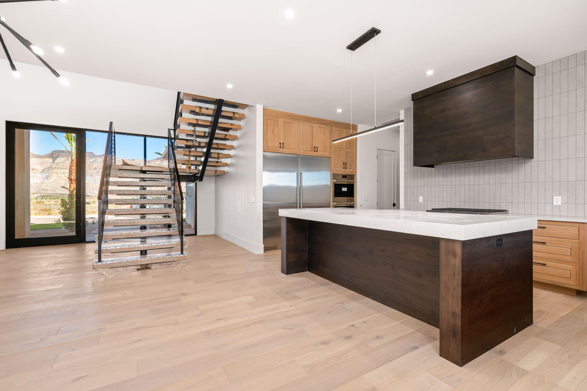 SOUTHERN SHORES - Land