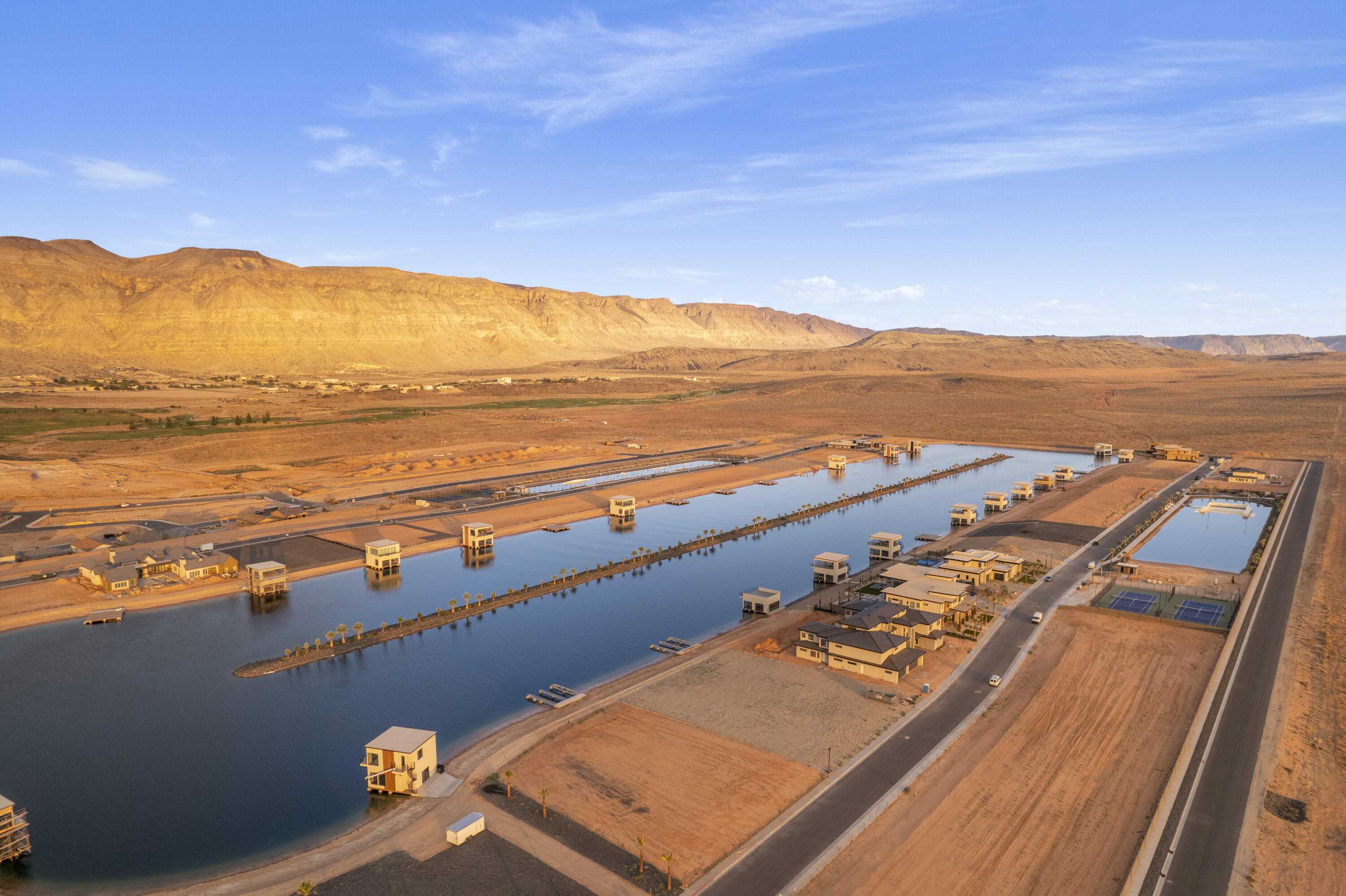 SOUTHERN SHORES - Land