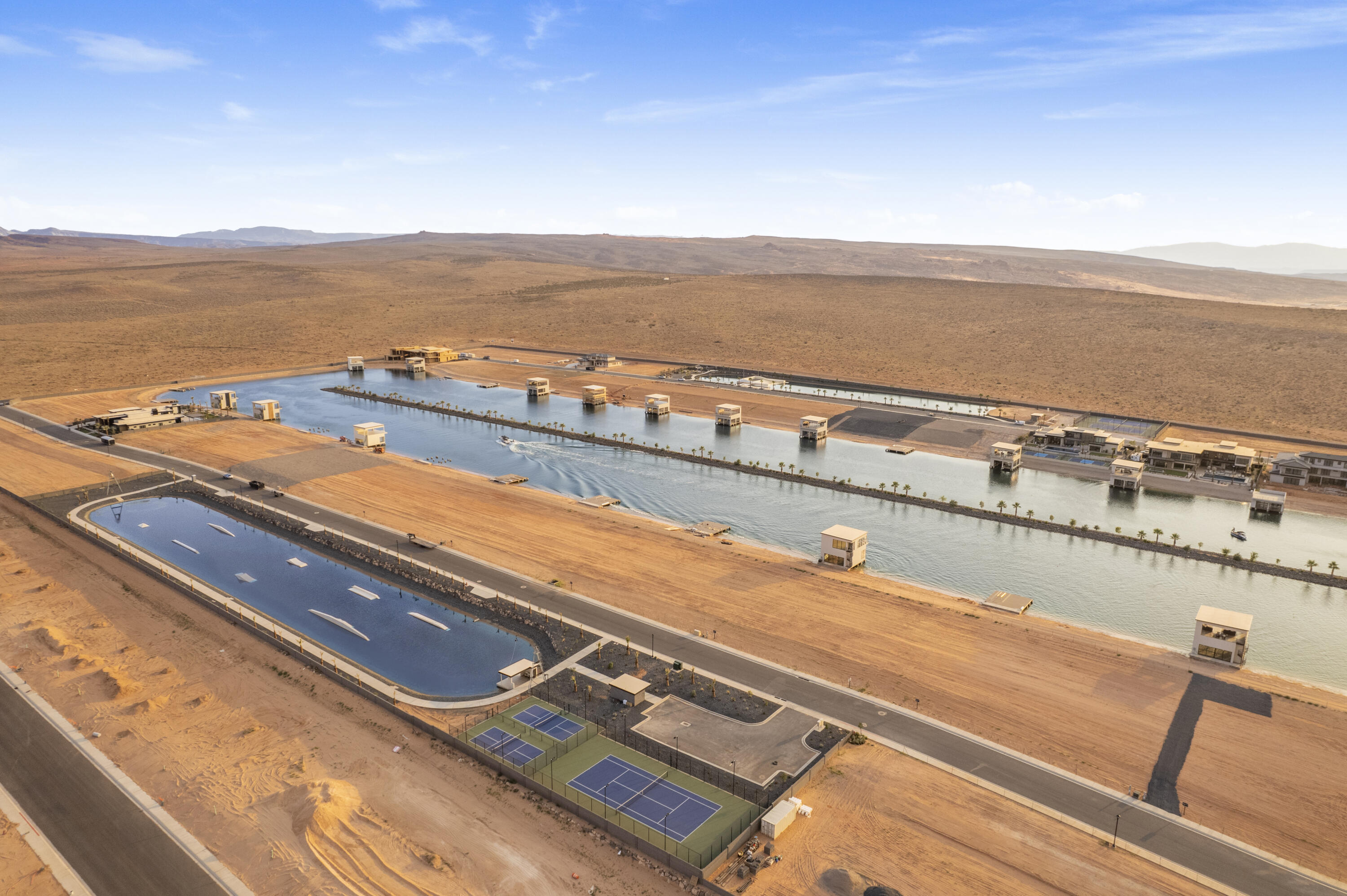 SOUTHERN SHORES - Land