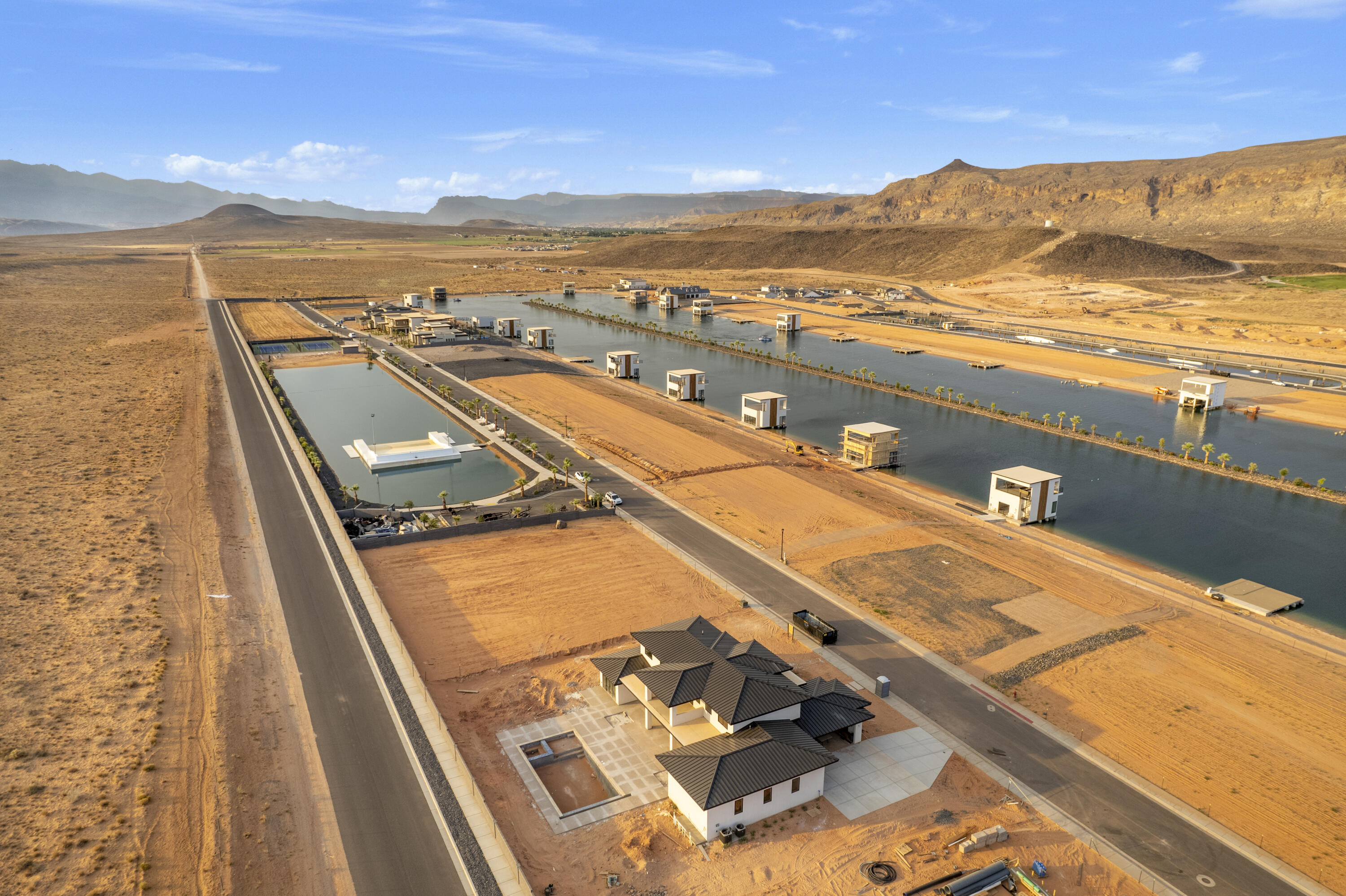 SOUTHERN SHORES - Land