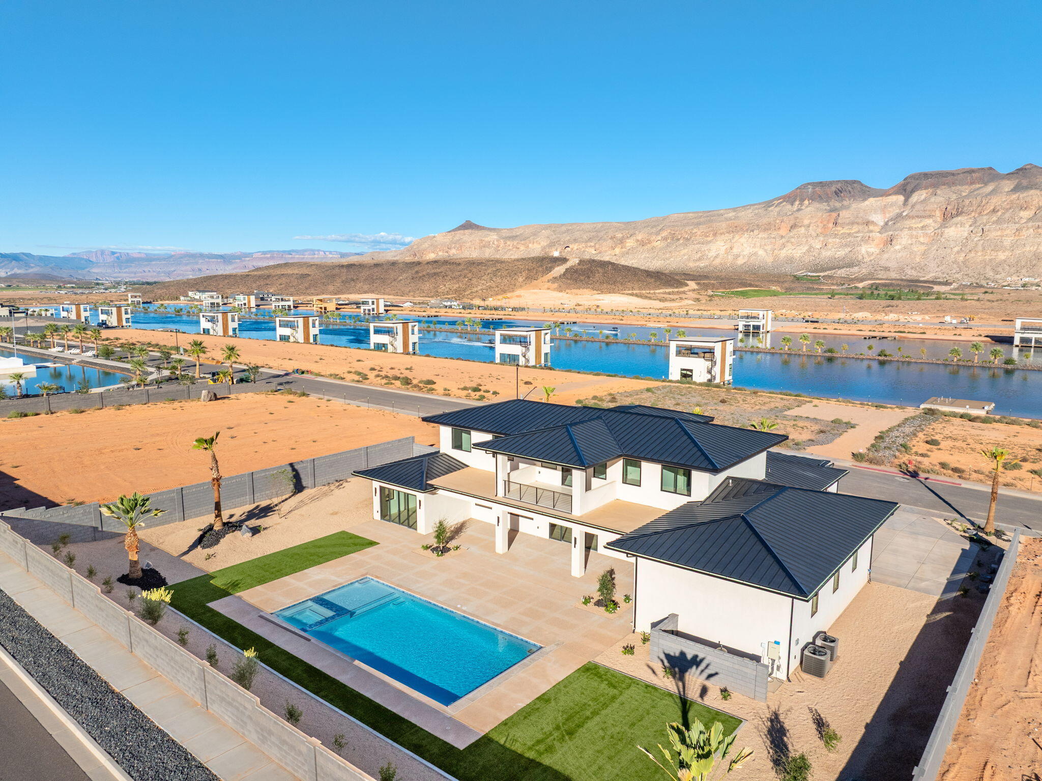 SOUTHERN SHORES - Land