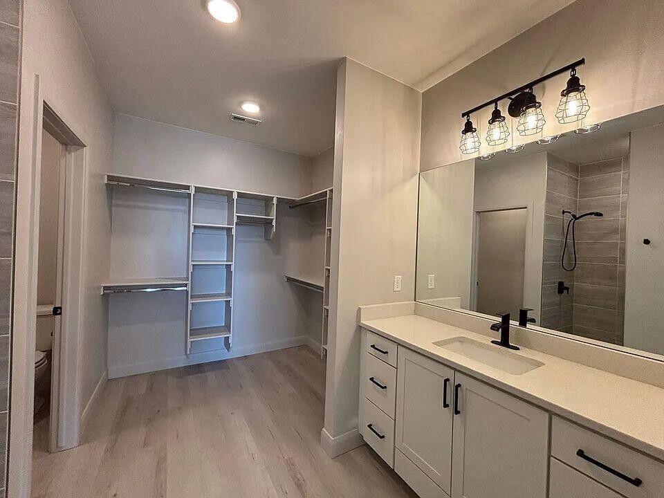 TWIN LAKE RESORT - Residential