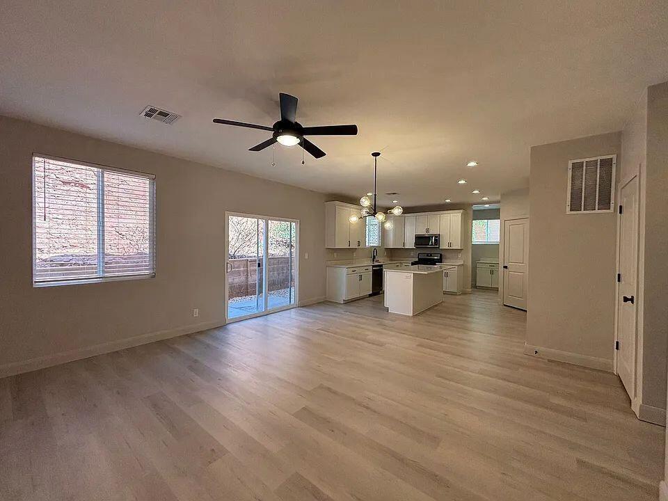 TWIN LAKE RESORT - Residential