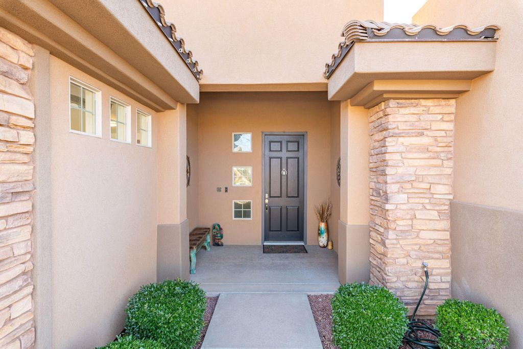 Photo of 2157 W 1230 N, Saint George, UT 84770 (MLS # 25-267020)