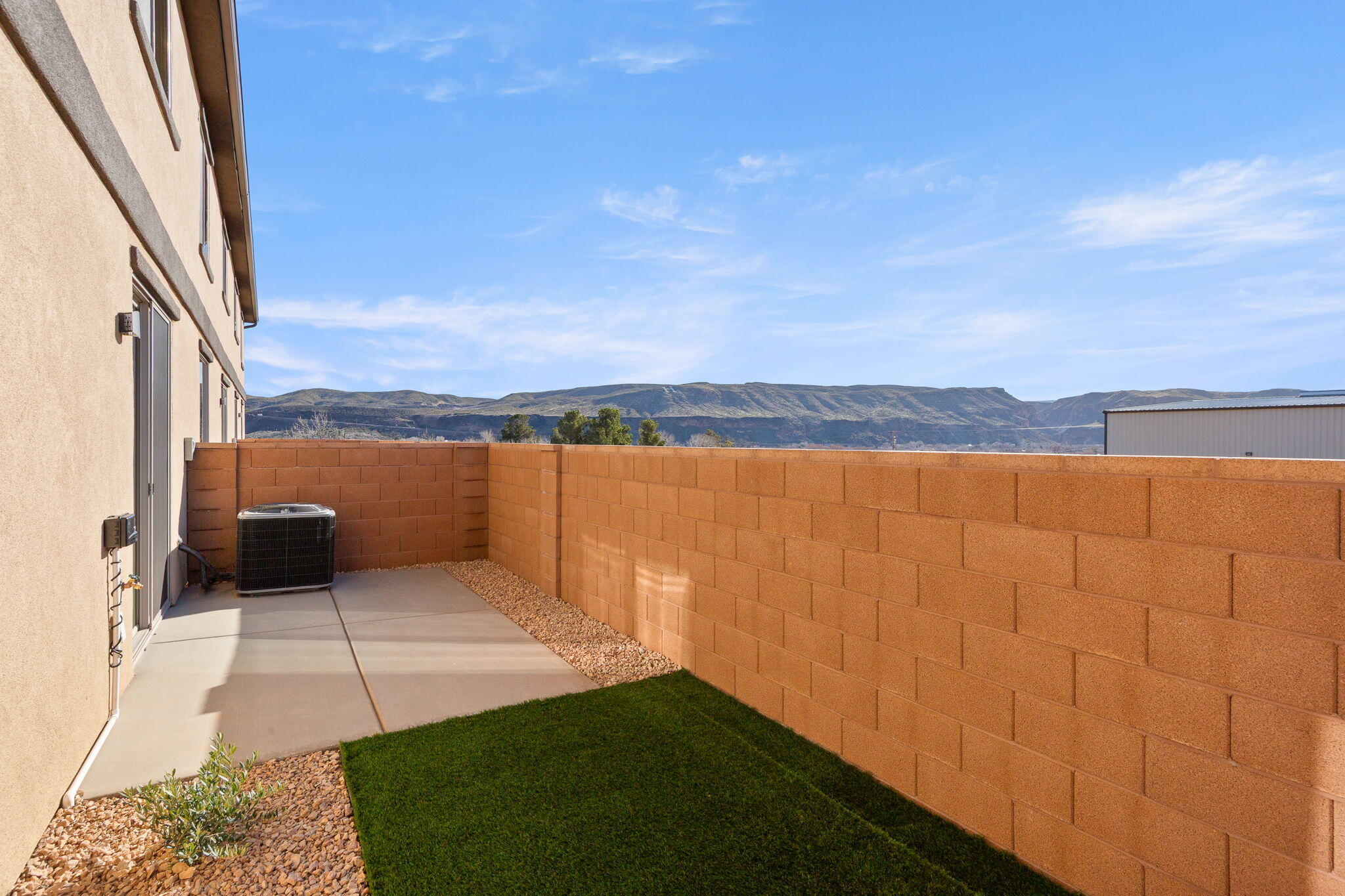 HURRICANE HEIGHTS TOWNHOMES - Residential