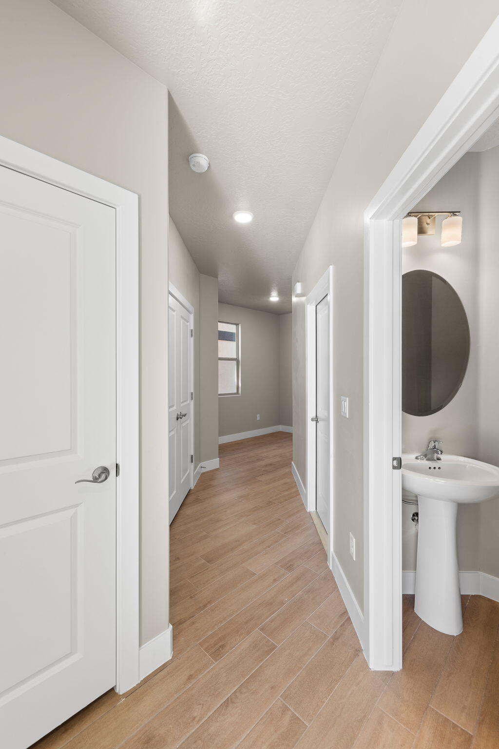 HURRICANE HEIGHTS TOWNHOMES - Residential