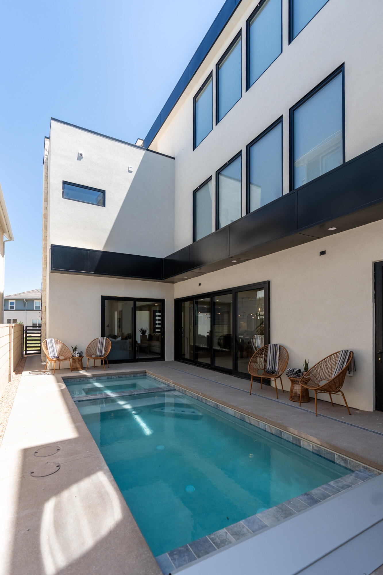 DESERT COLOR RESORT - Residential