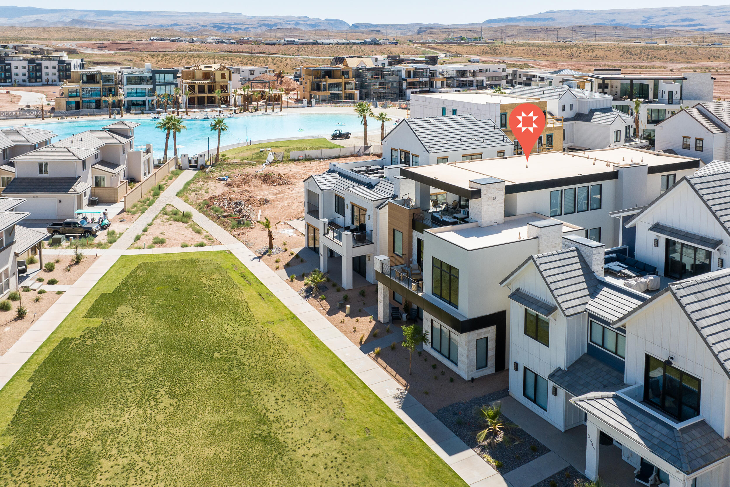 DESERT COLOR RESORT - Residential