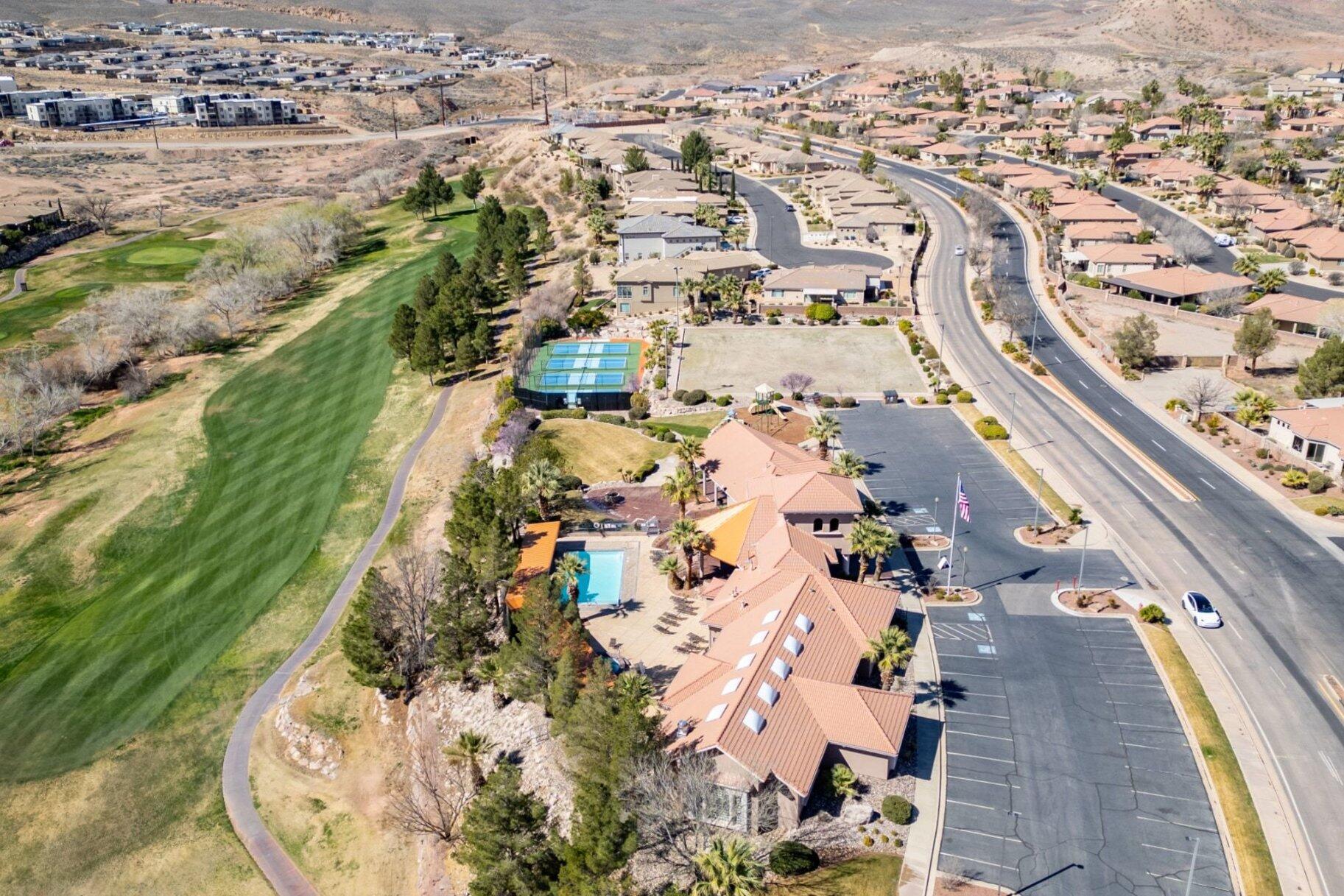 CRESCENT POINTE TOWNHOMES AT SUNBROOK - Residential