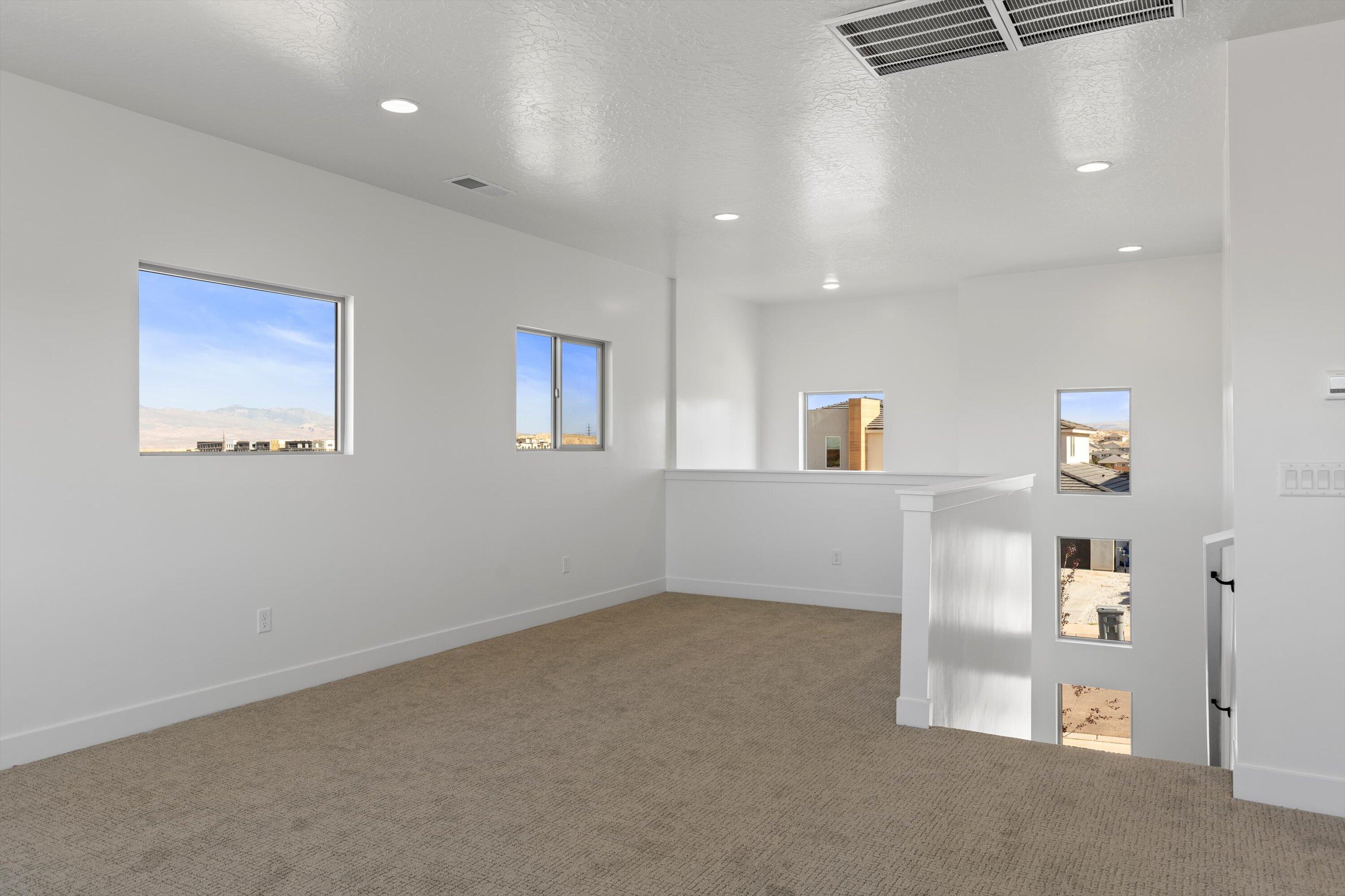 WHITE HILLS SUB - Residential