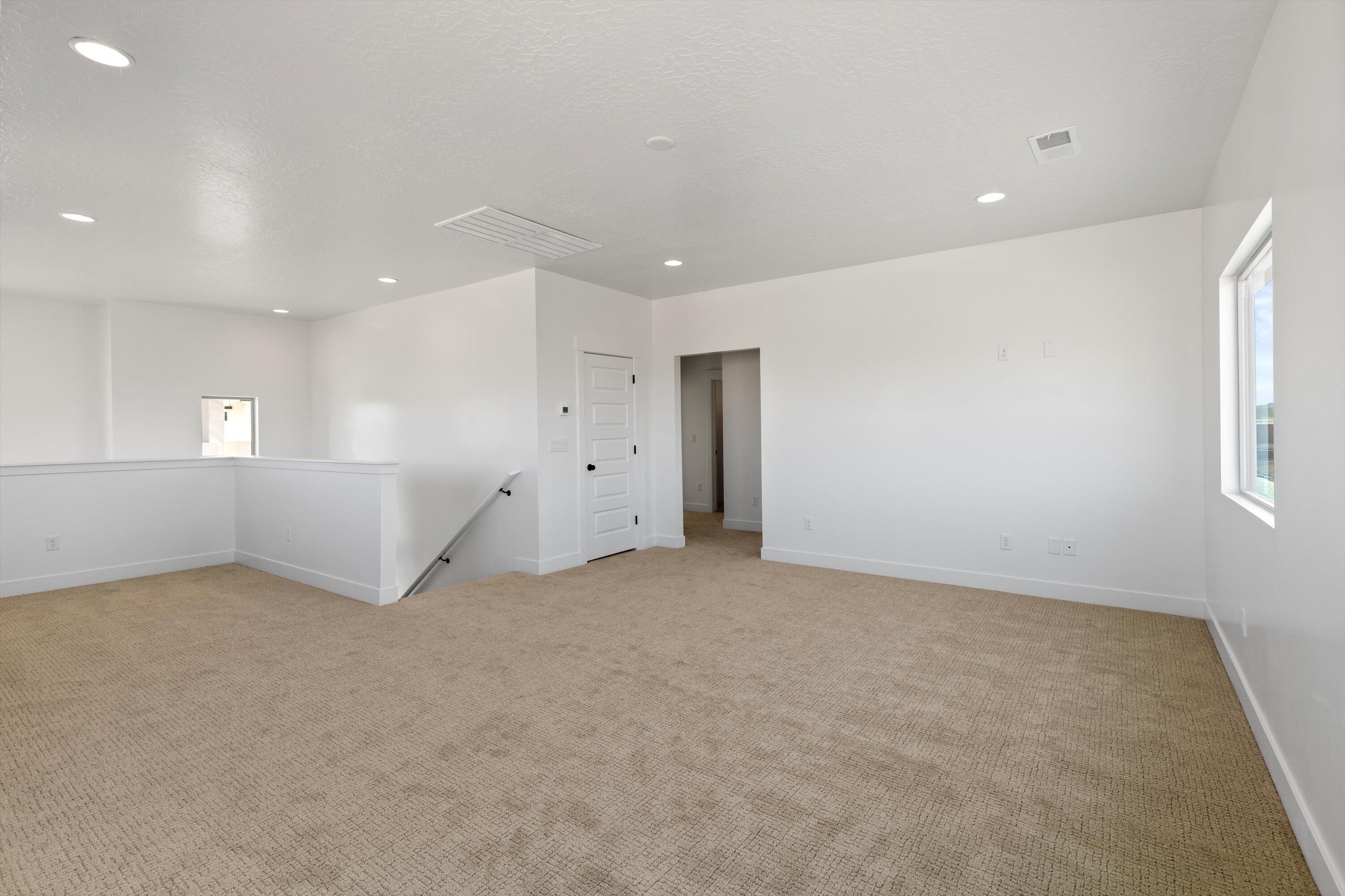 WHITE HILLS SUB - Residential