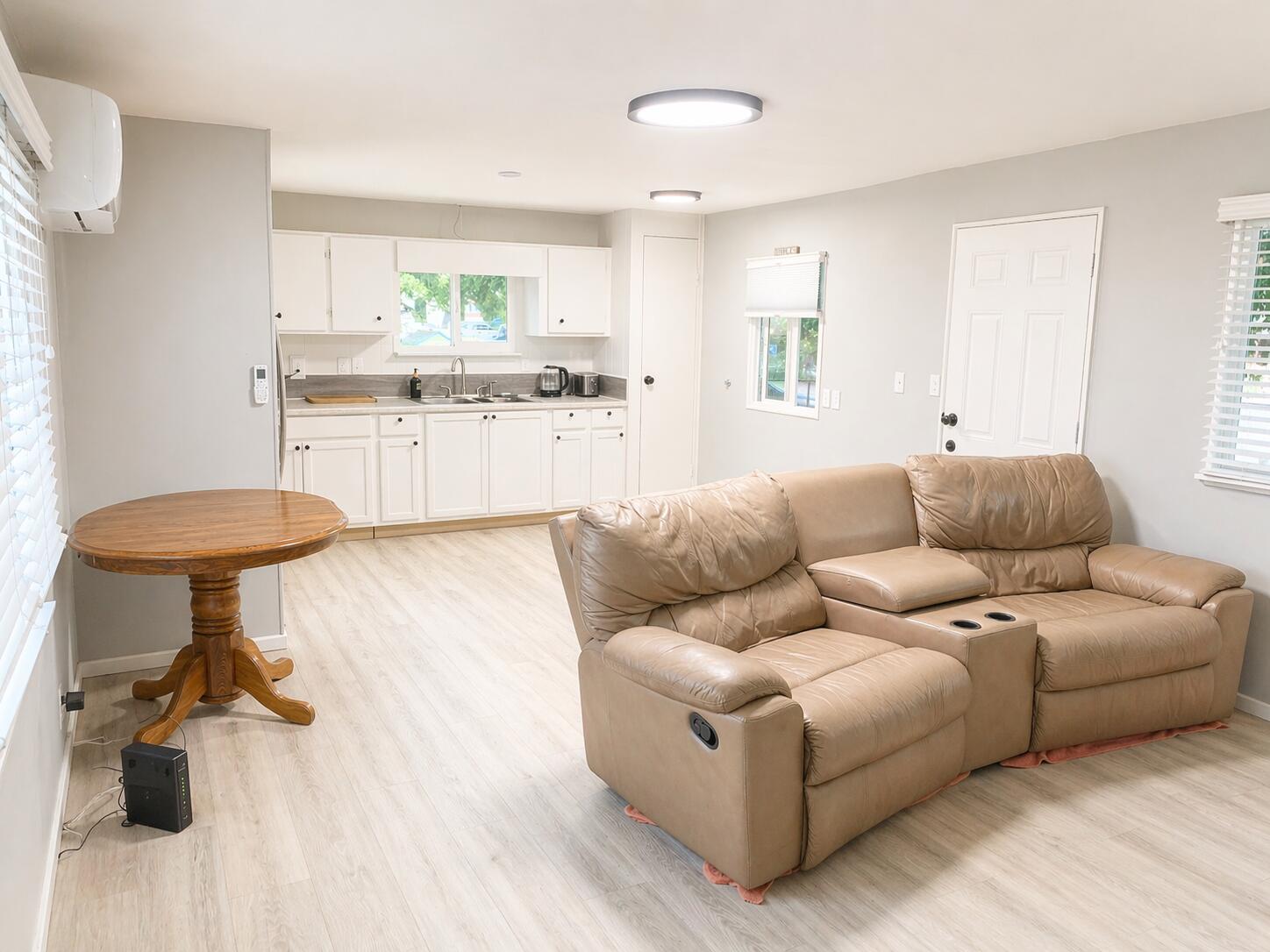 ORAL D & MINNIE E STOWELL - Residential