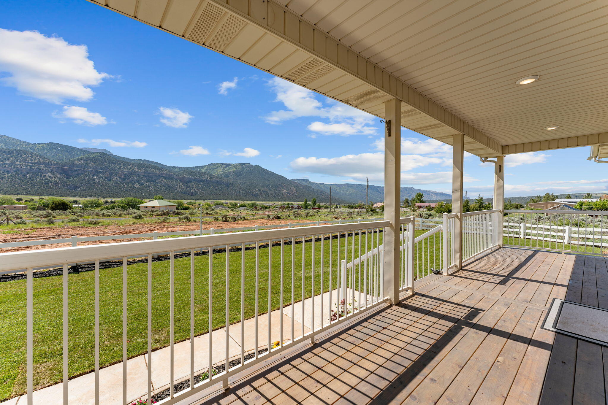 BLACKRIDGE RANCHES - Residential