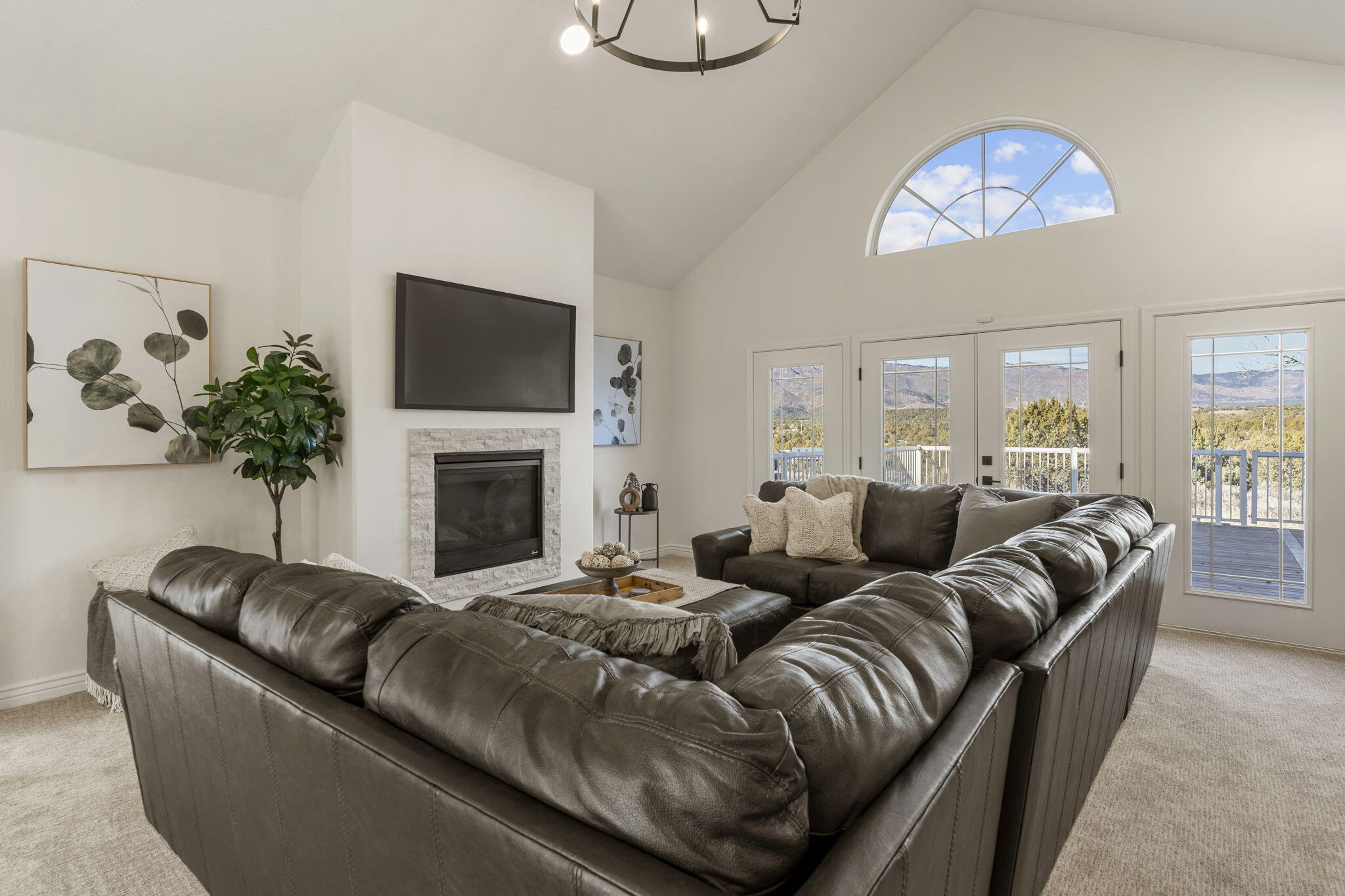 BLACKRIDGE RANCHES - Residential