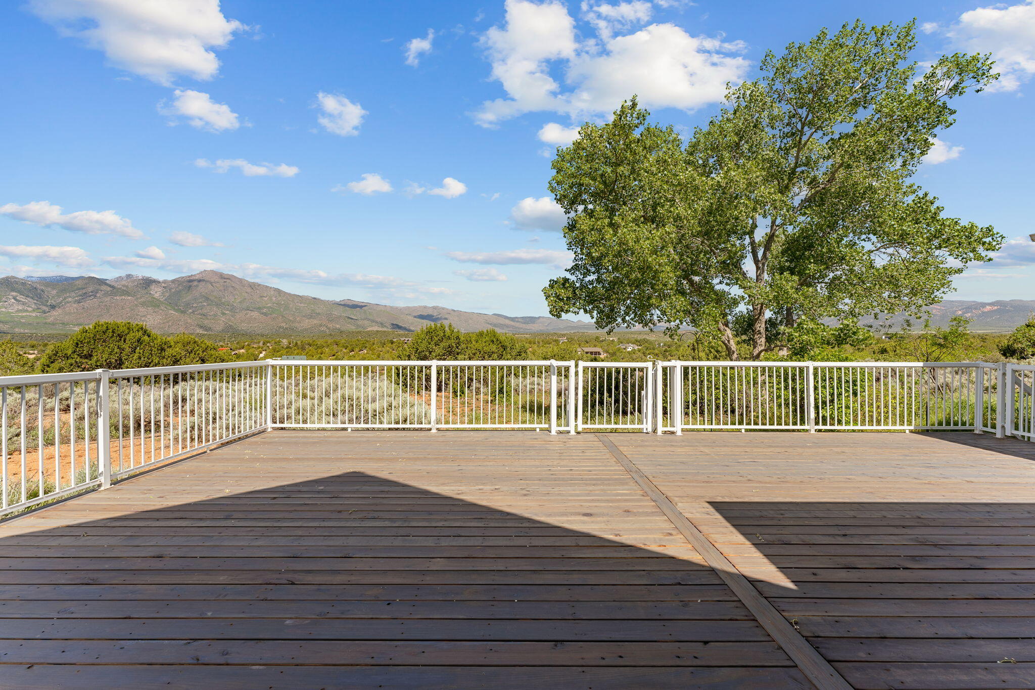 BLACKRIDGE RANCHES - Residential