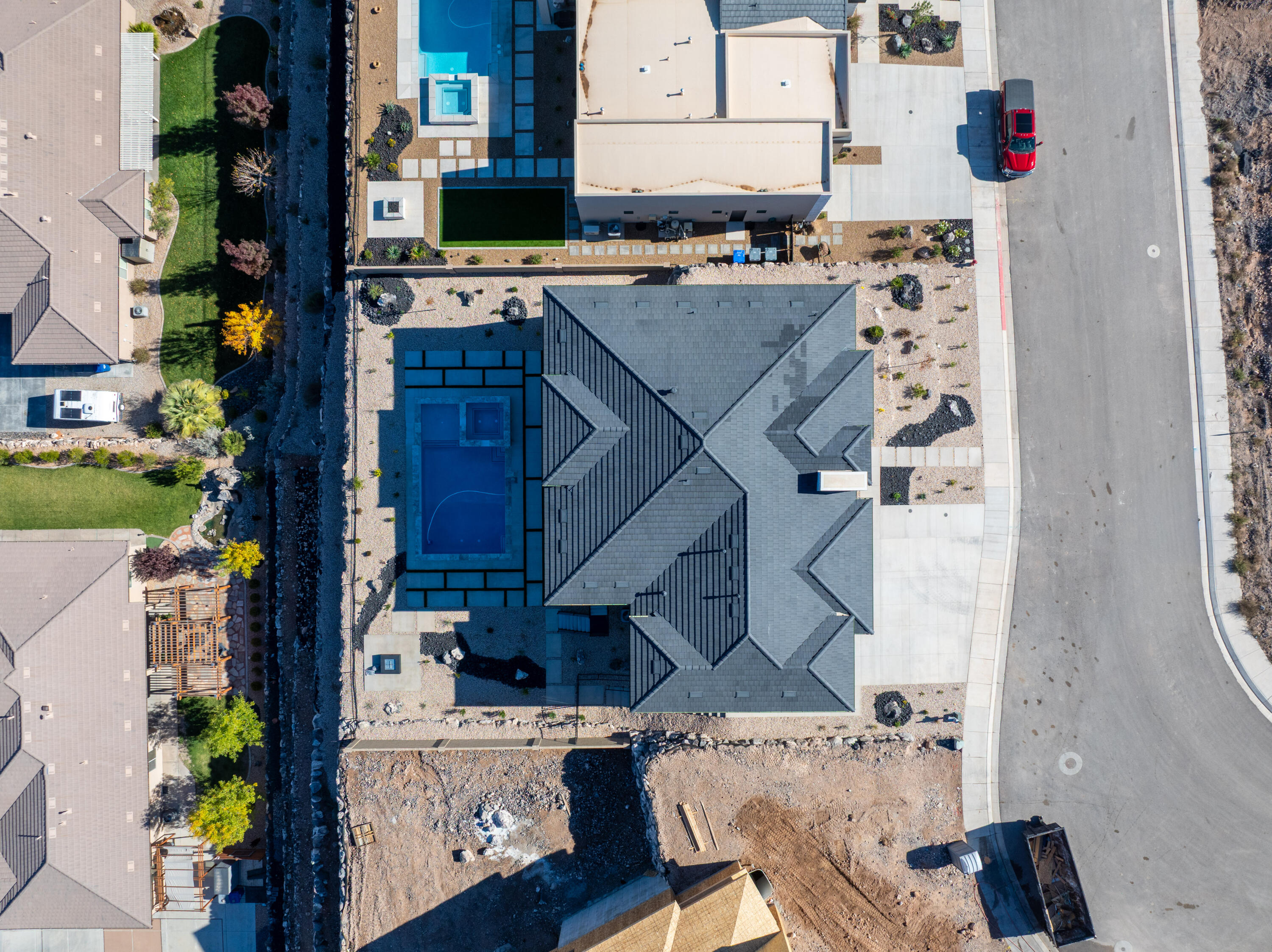 SCENIC POINTE - Residential