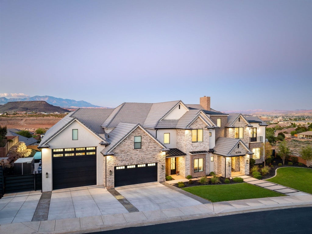 Photo of 1476 W Top Rope CIR, Saint George, UT 84770 (MLS # 26-277248)