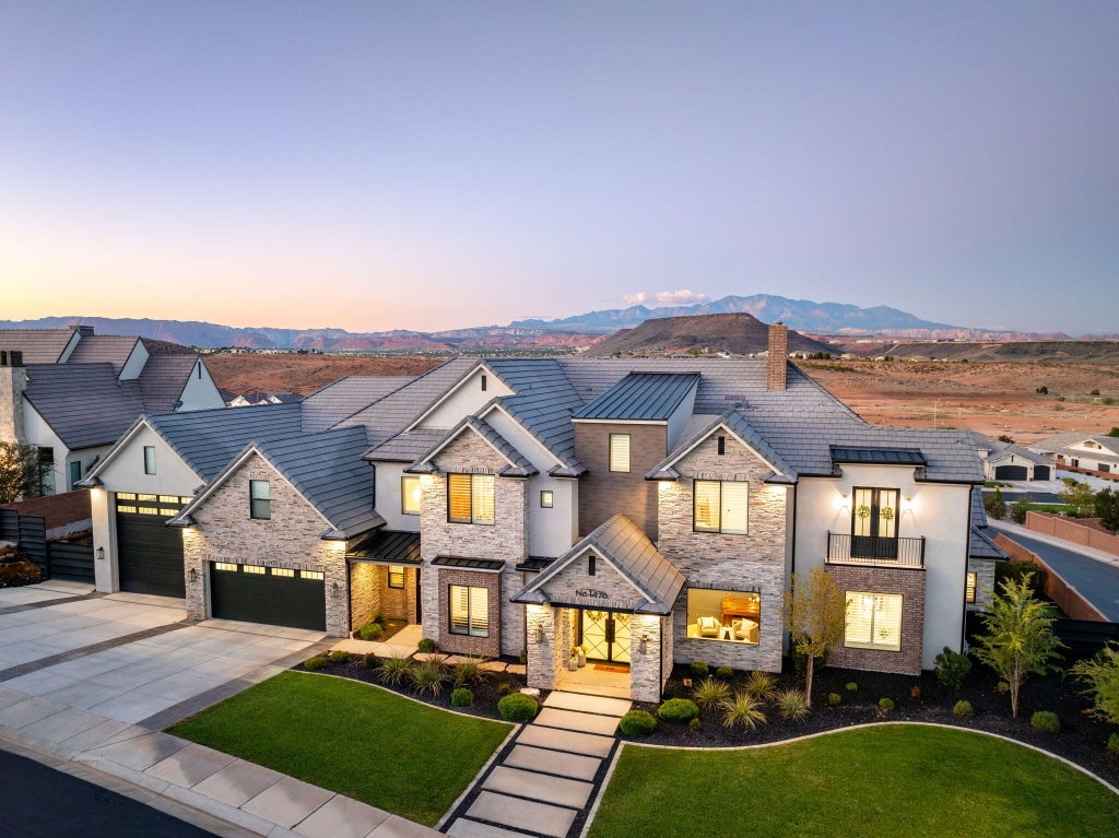 Photo of 1476 W Top Rope CIR, Saint George, UT 84770 (MLS # 26-277248)