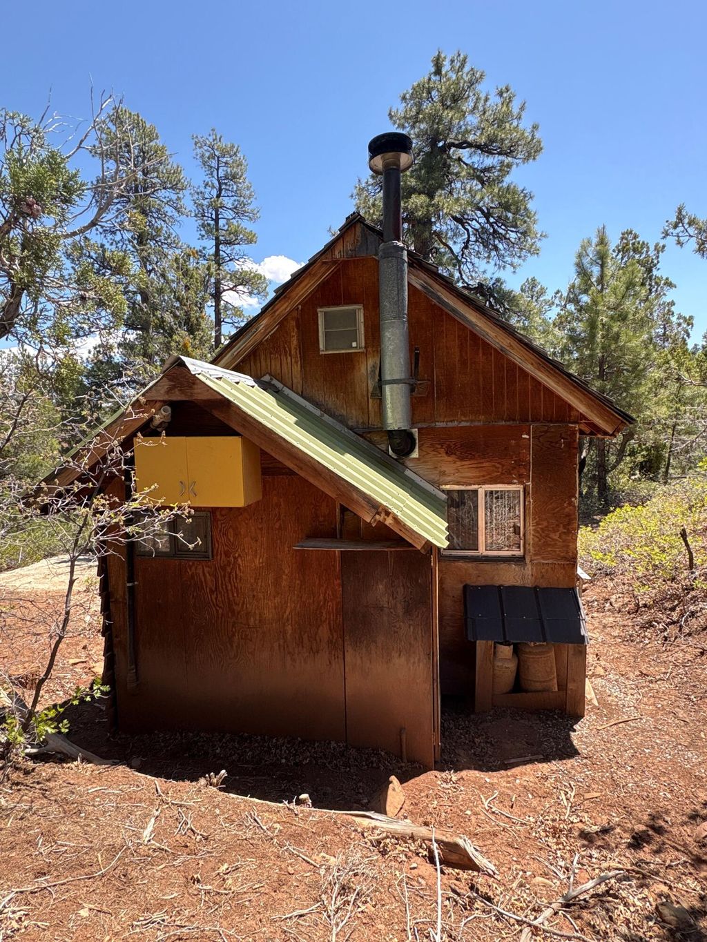 Photo of 5 N BOX CANYON RD, Virgin, UT 84779 (MLS # 26-272410)