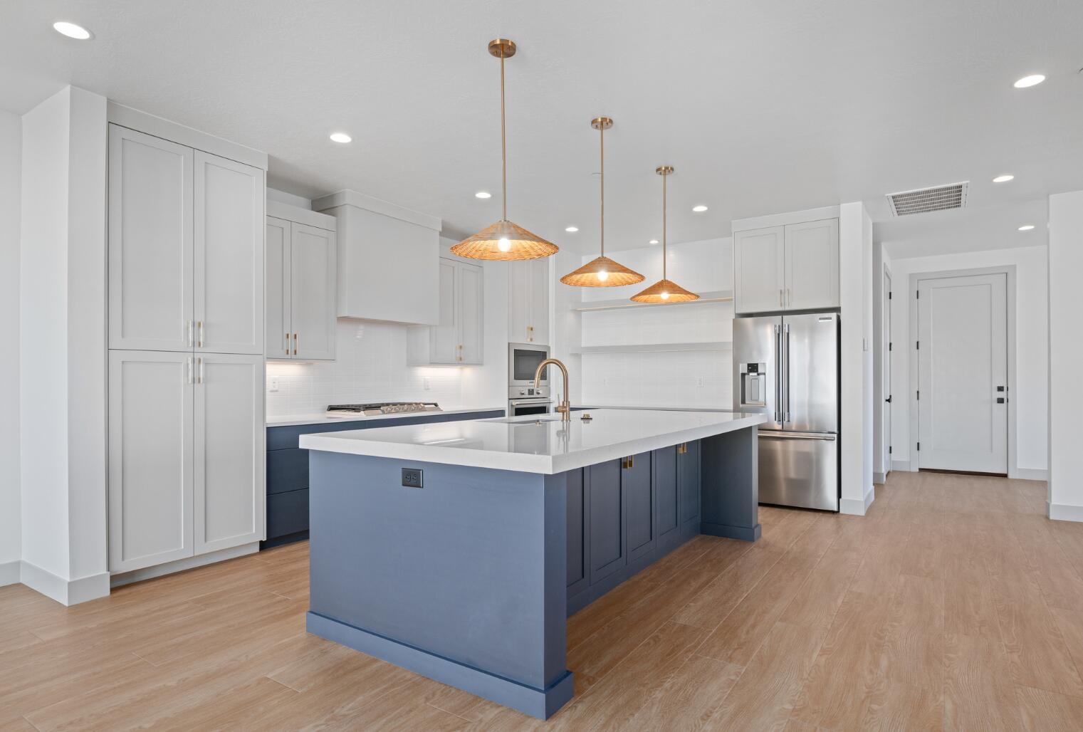 ISLAND AT CORAL CANYON - Residential