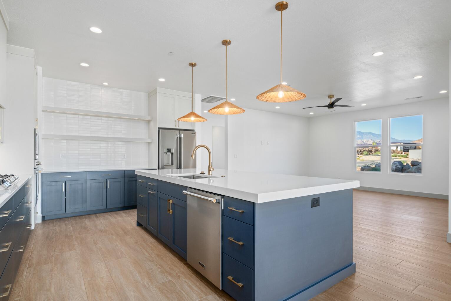 ISLAND AT CORAL CANYON - Residential