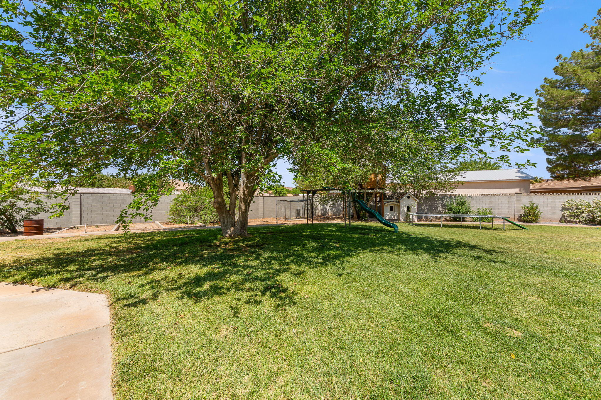 BLOOMINGTON RANCHES - Residential