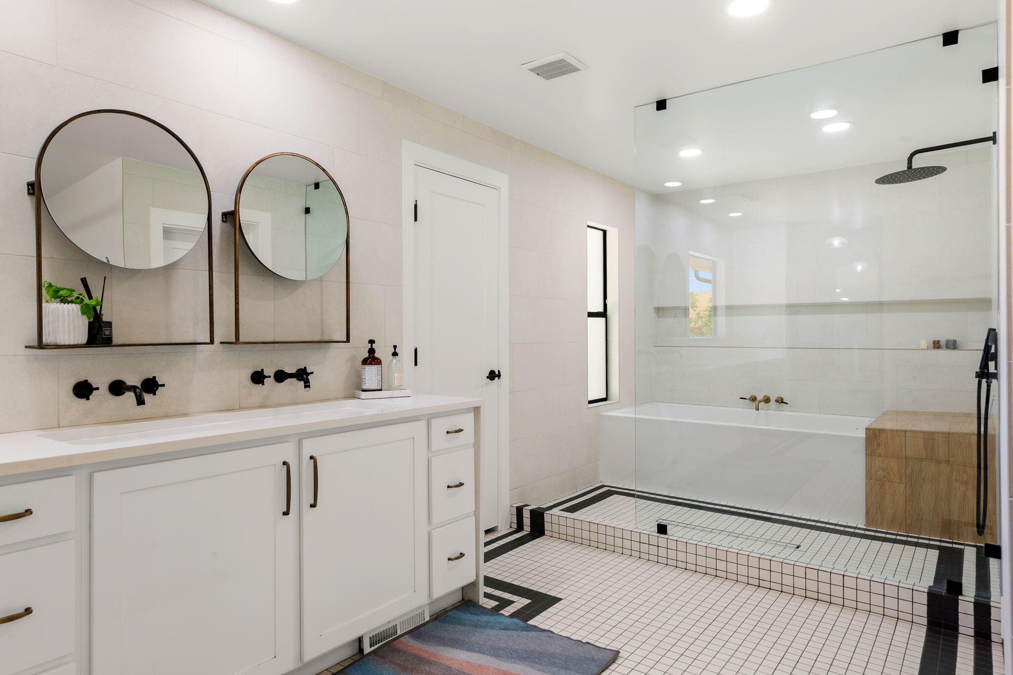 BLOOMINGTON RANCHES - Residential