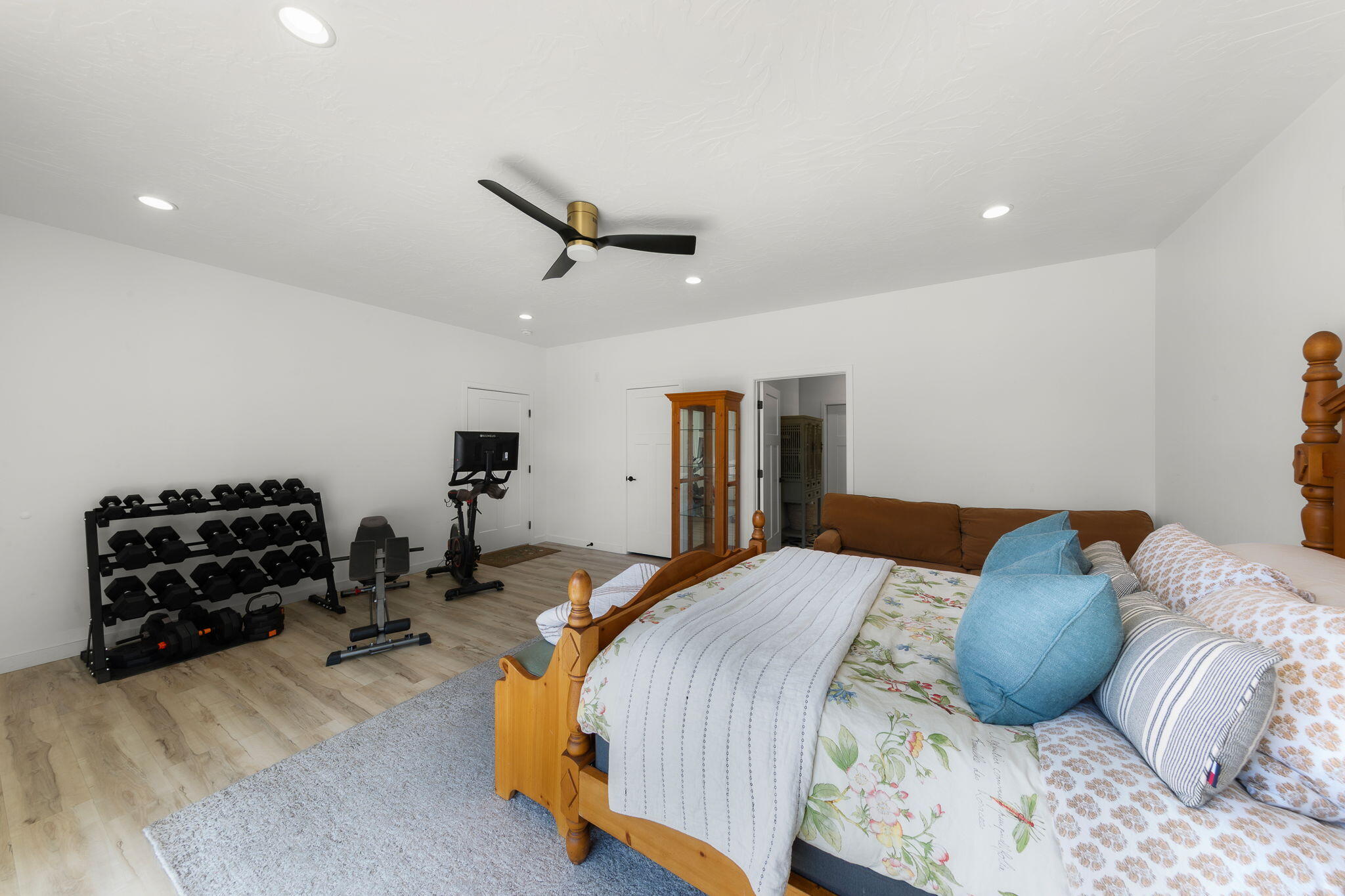 BLOOMINGTON RANCHES - Residential