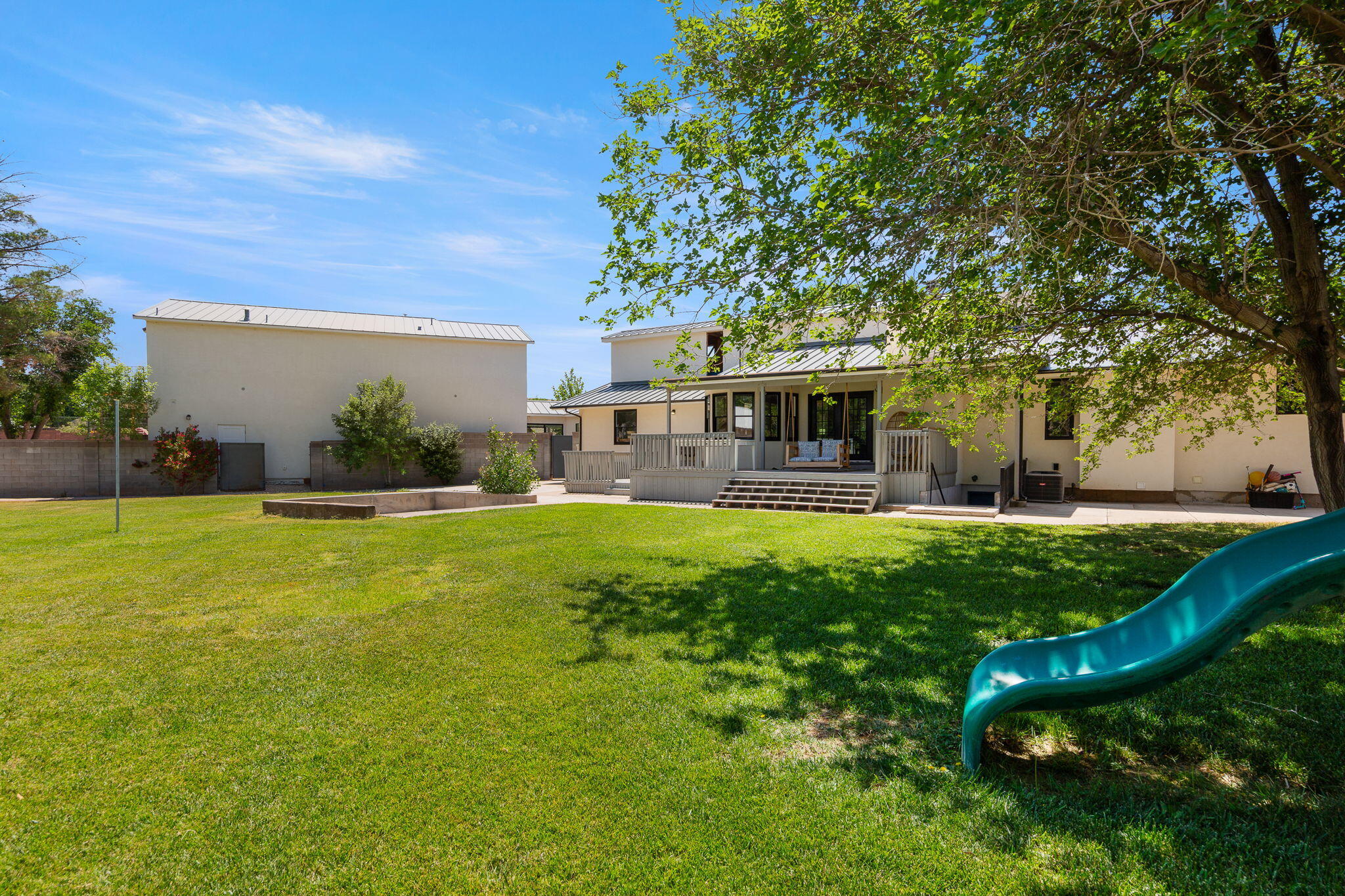 BLOOMINGTON RANCHES - Residential