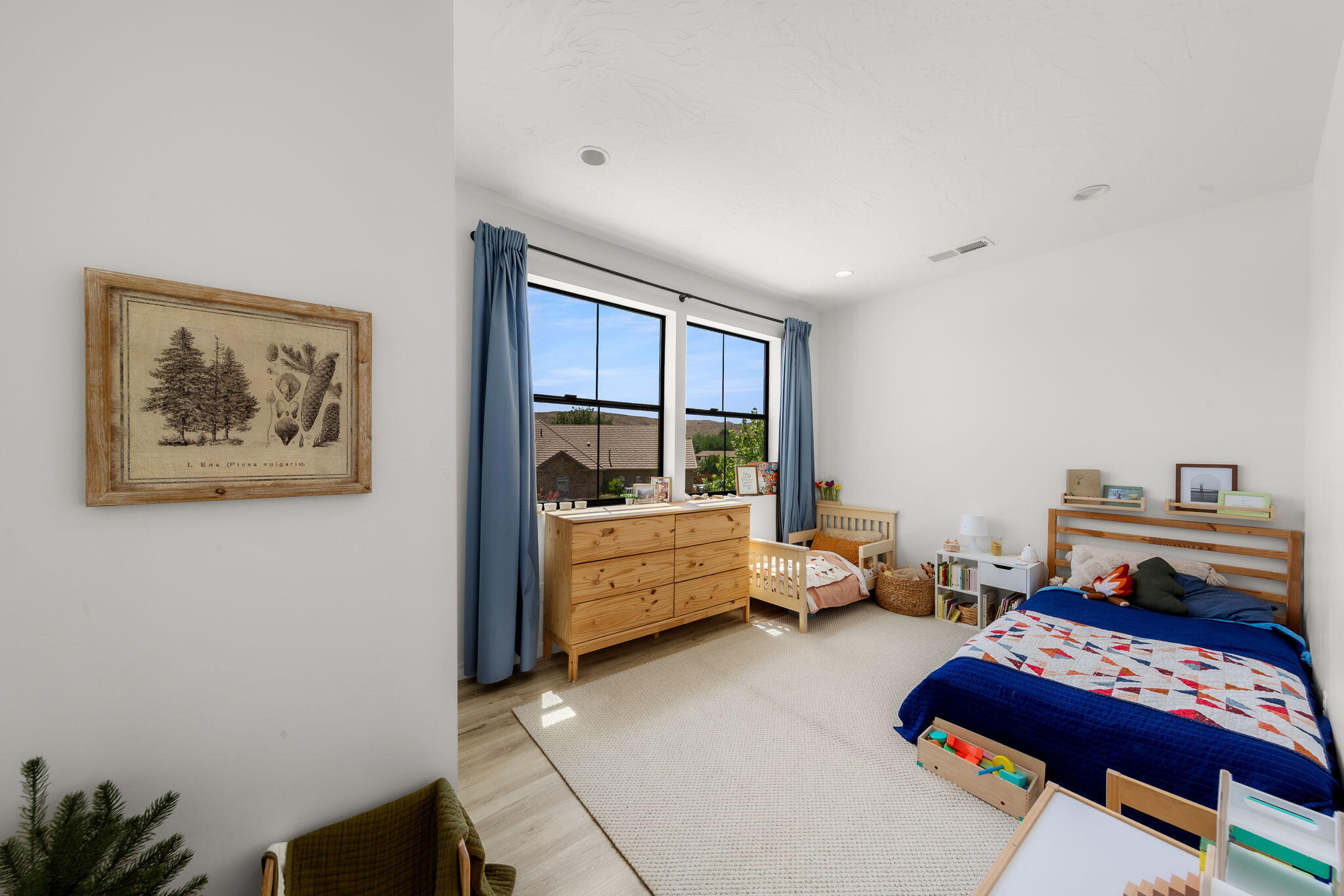BLOOMINGTON RANCHES - Residential