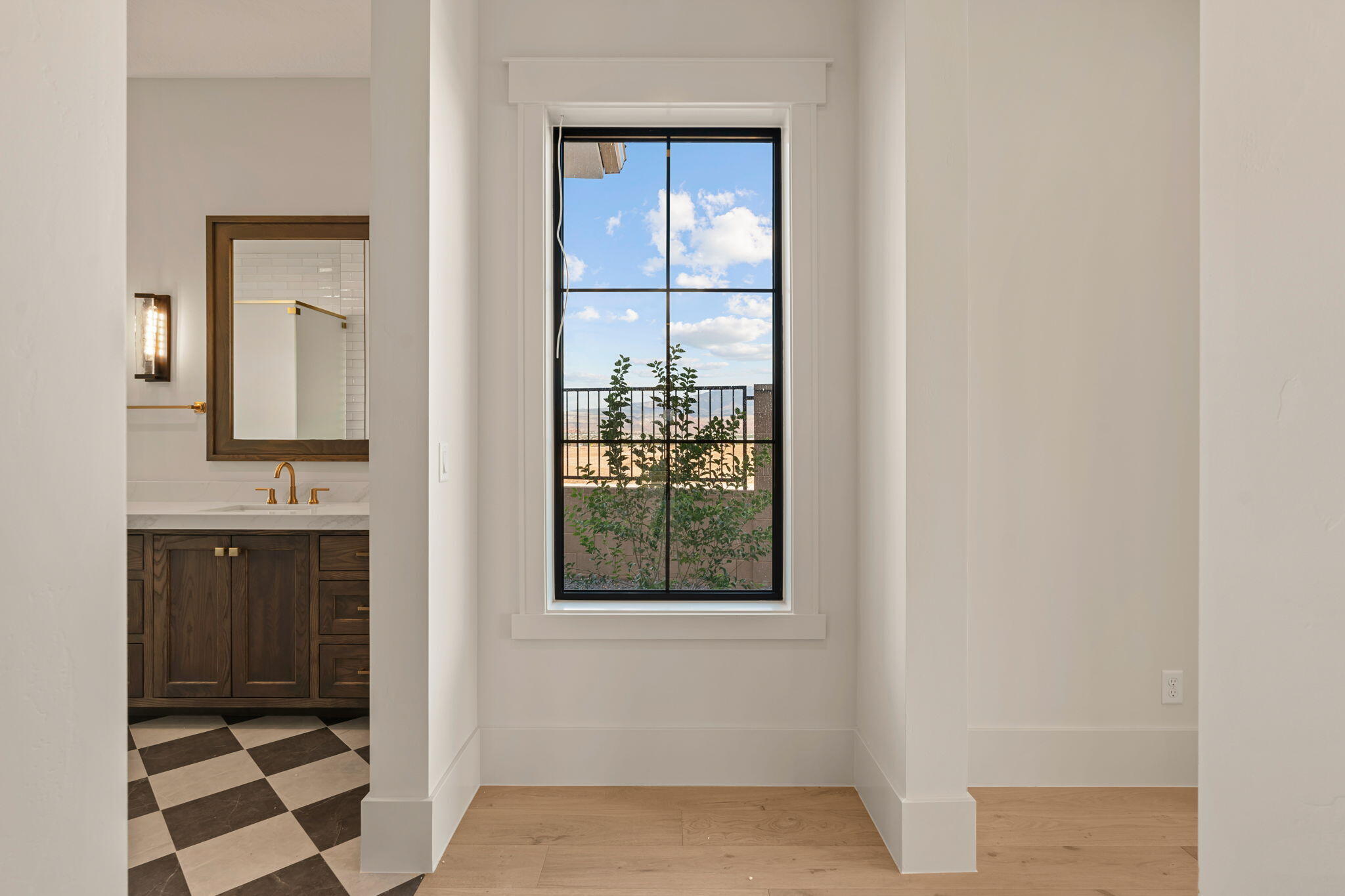 SUMMIT VIEW - Residential