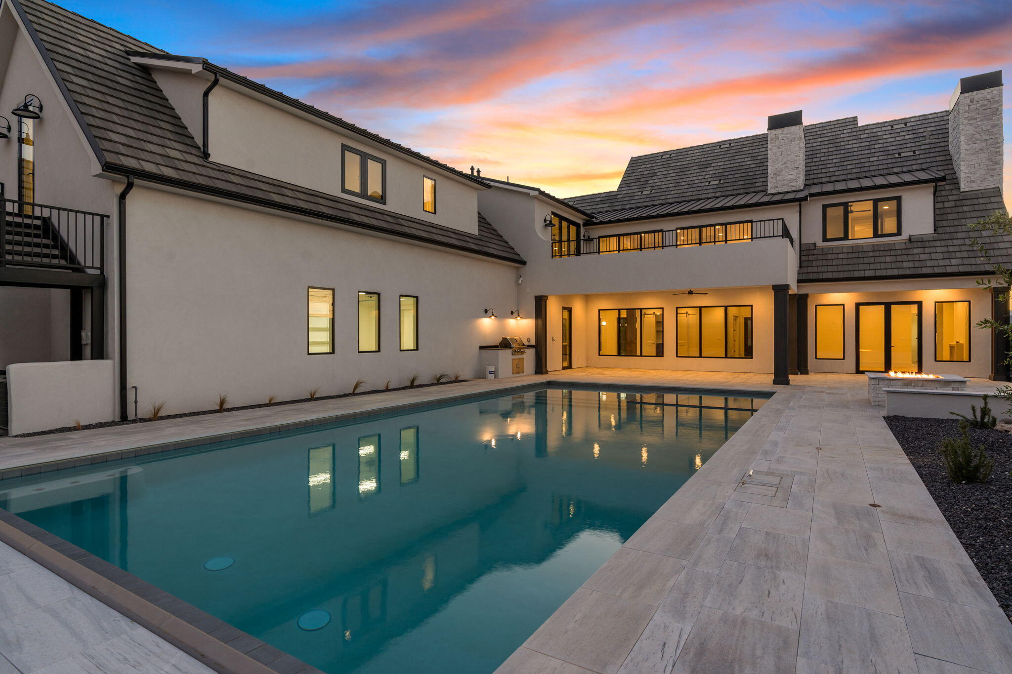 SUMMIT VIEW - Residential