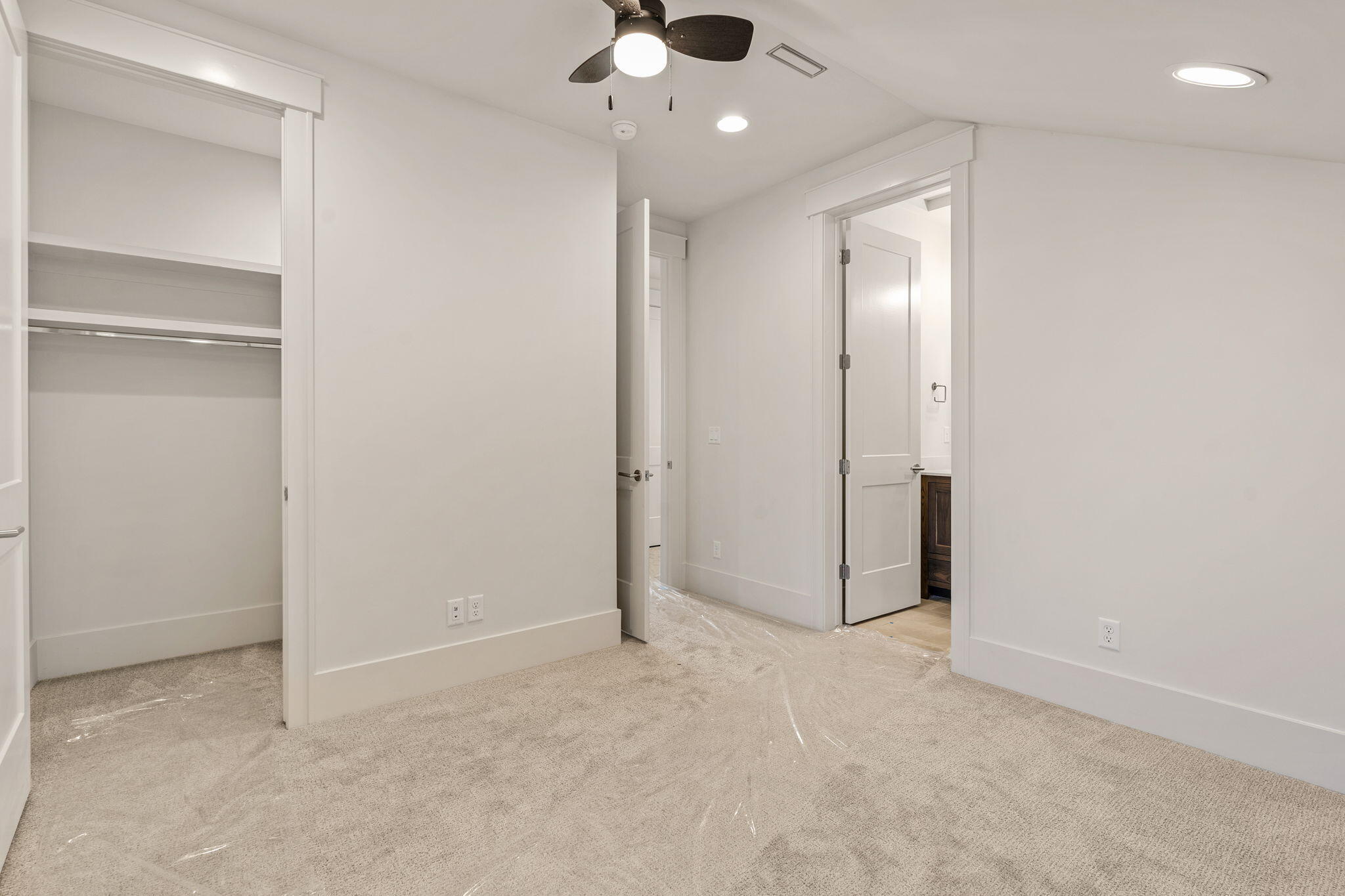 SUMMIT VIEW - Residential