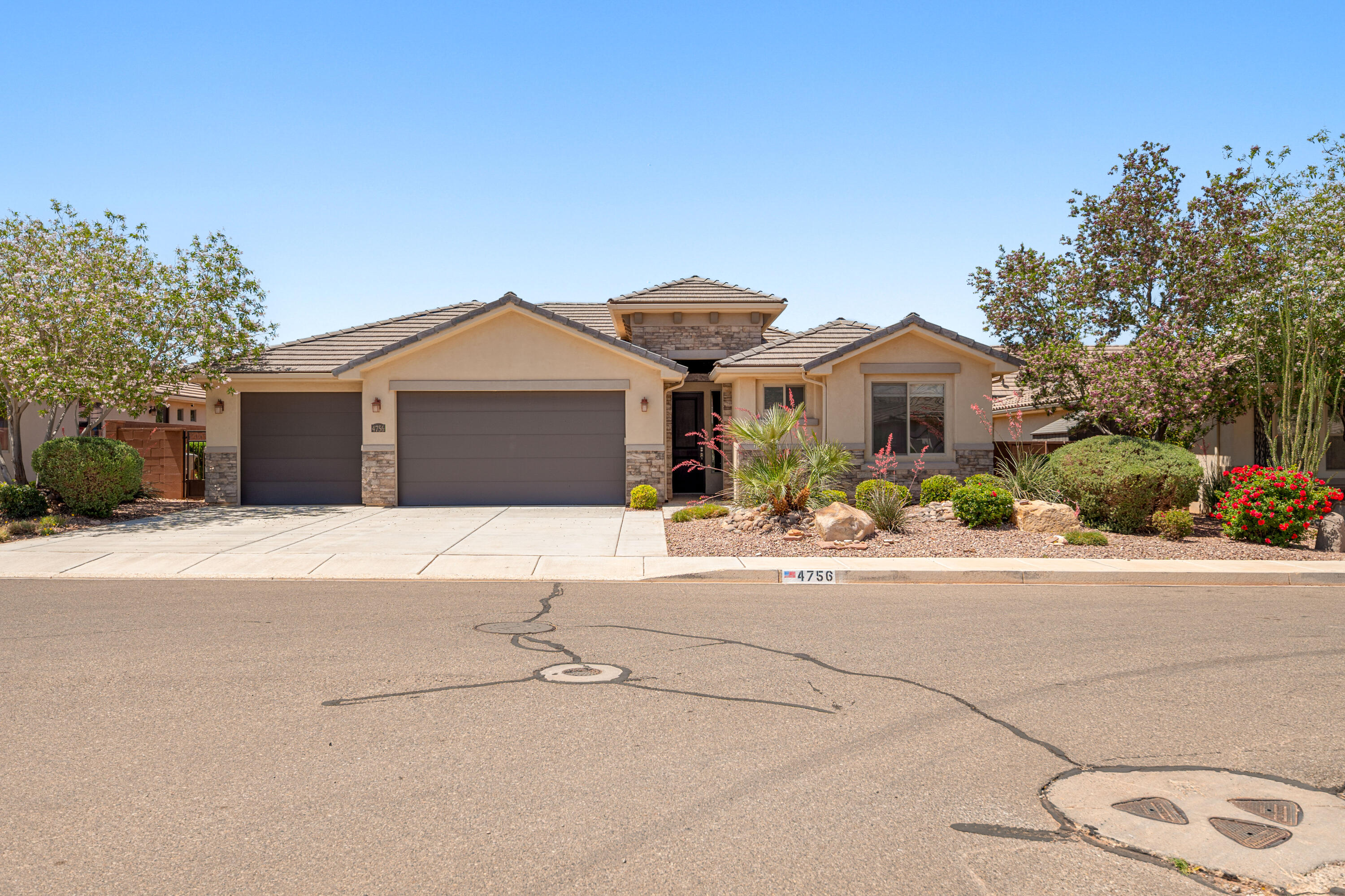 WARNER GATEWAY - Residential
