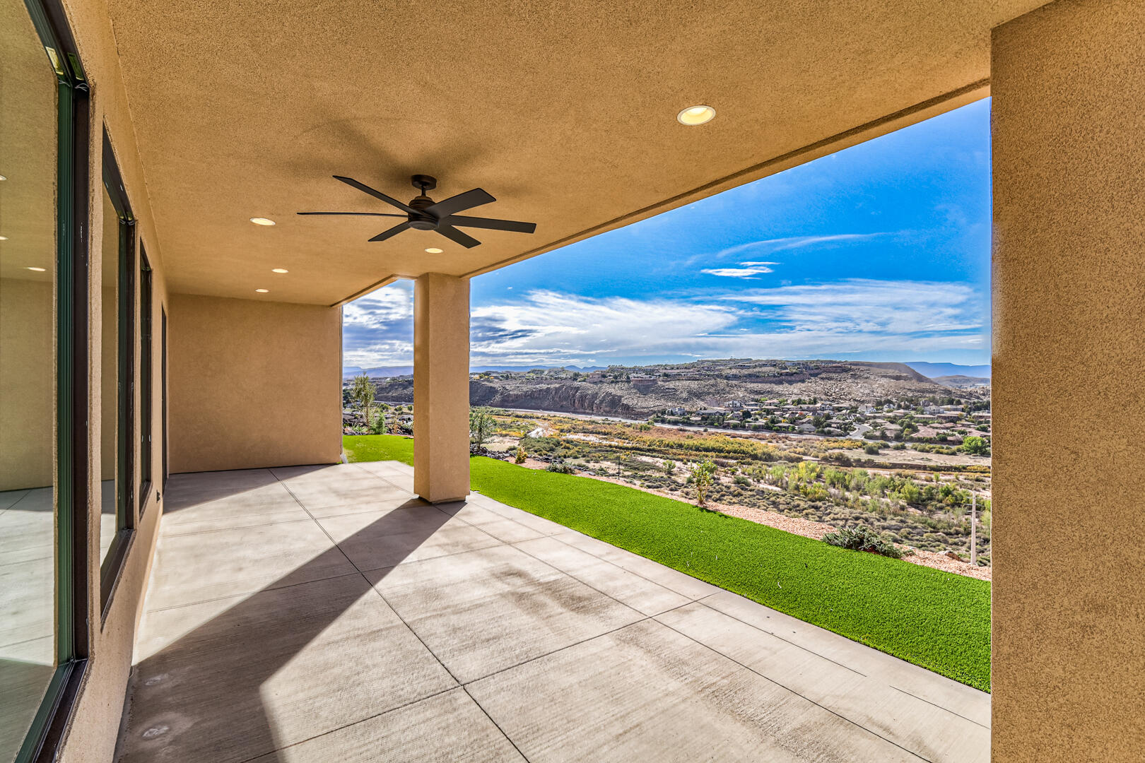 SOUTH RIM AT FOREMASTER RIDGE - Residential