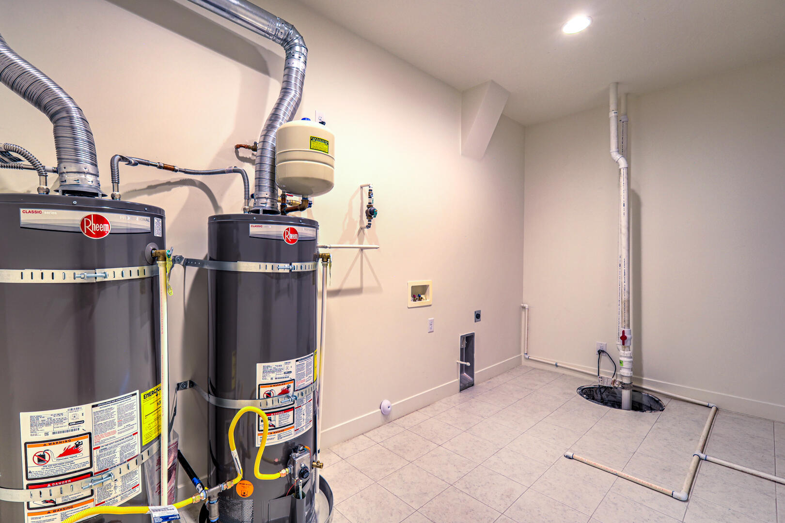 SOUTH RIM AT FOREMASTER RIDGE - Residential