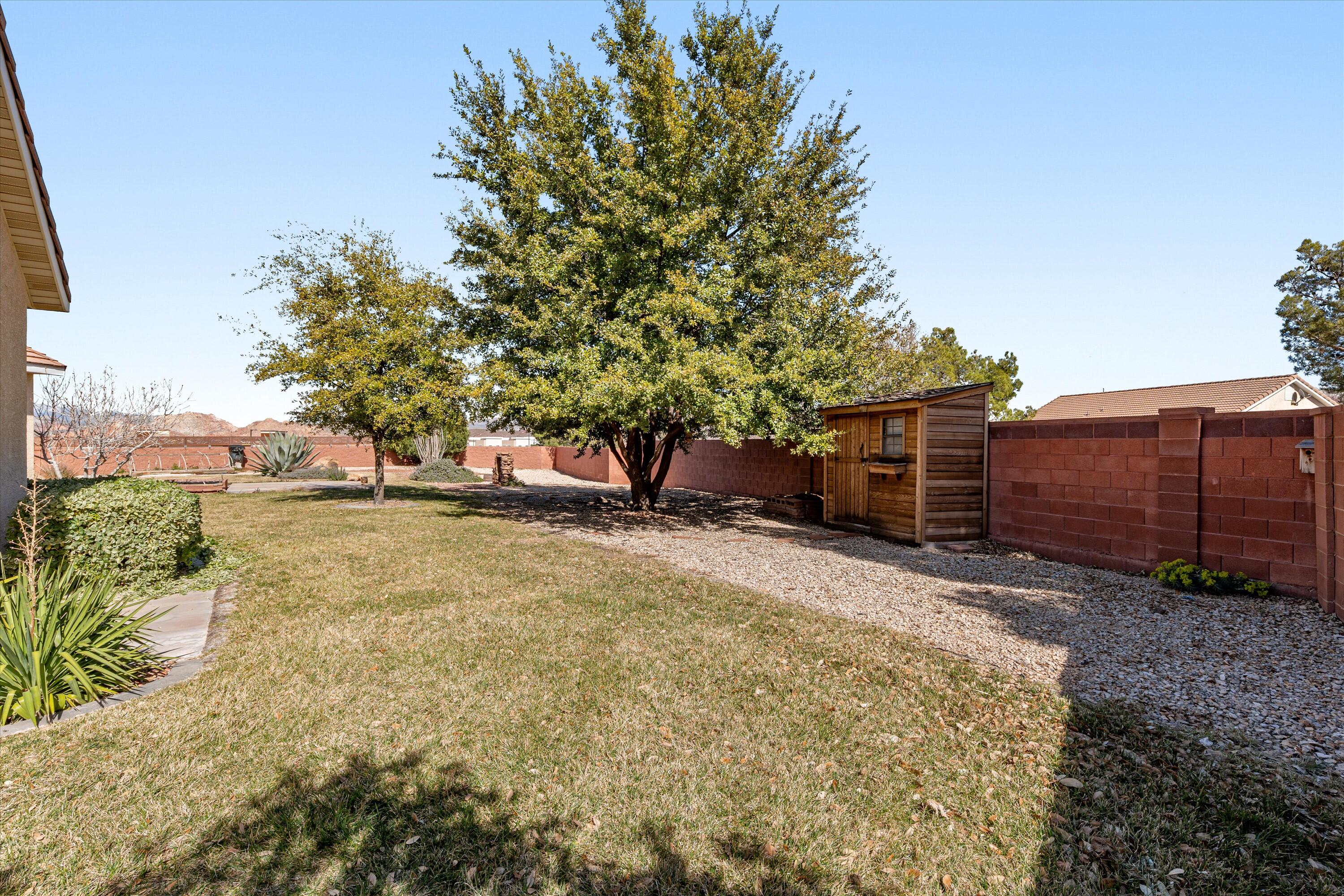 PAINTED HILLS RLINGTON HEIGHTS - Residential