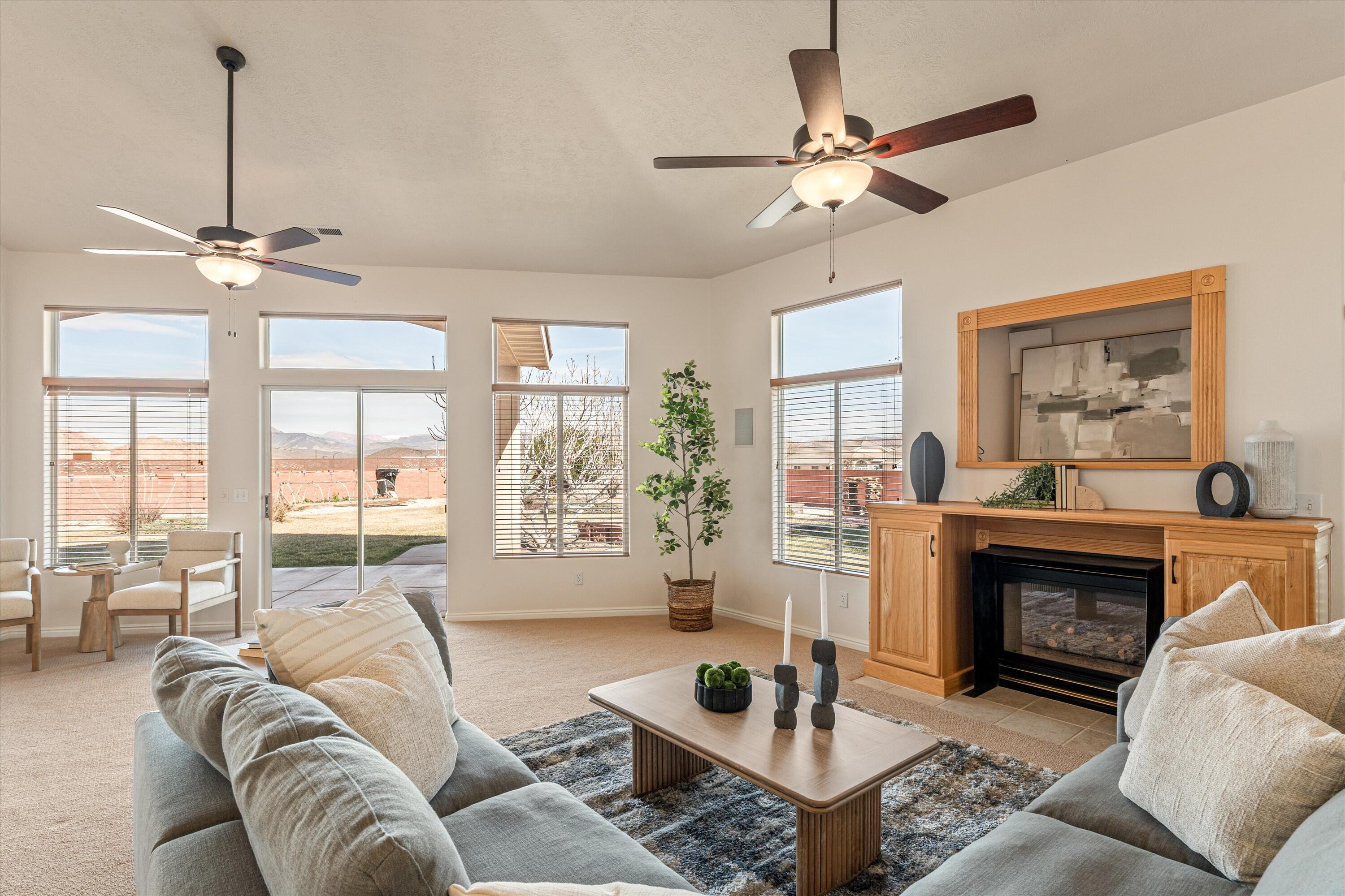 PAINTED HILLS RLINGTON HEIGHTS - Residential