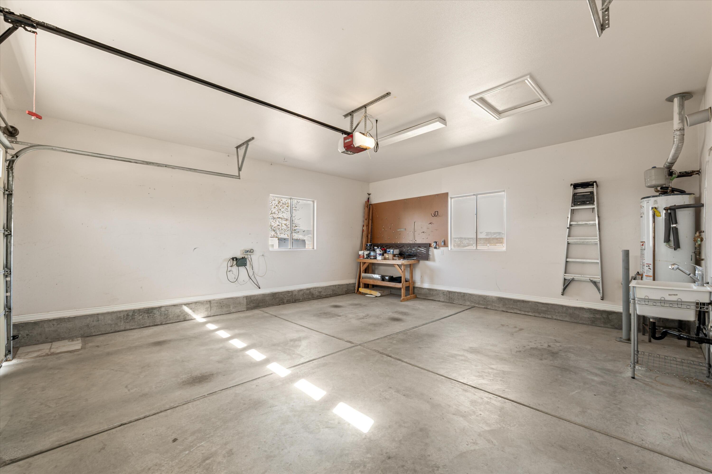 PAINTED HILLS RLINGTON HEIGHTS - Residential