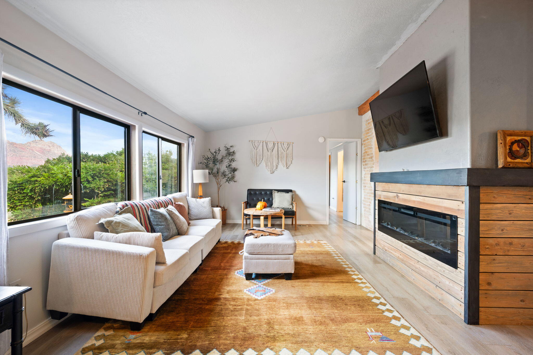 APPLE VALLEY RANCH - Residential